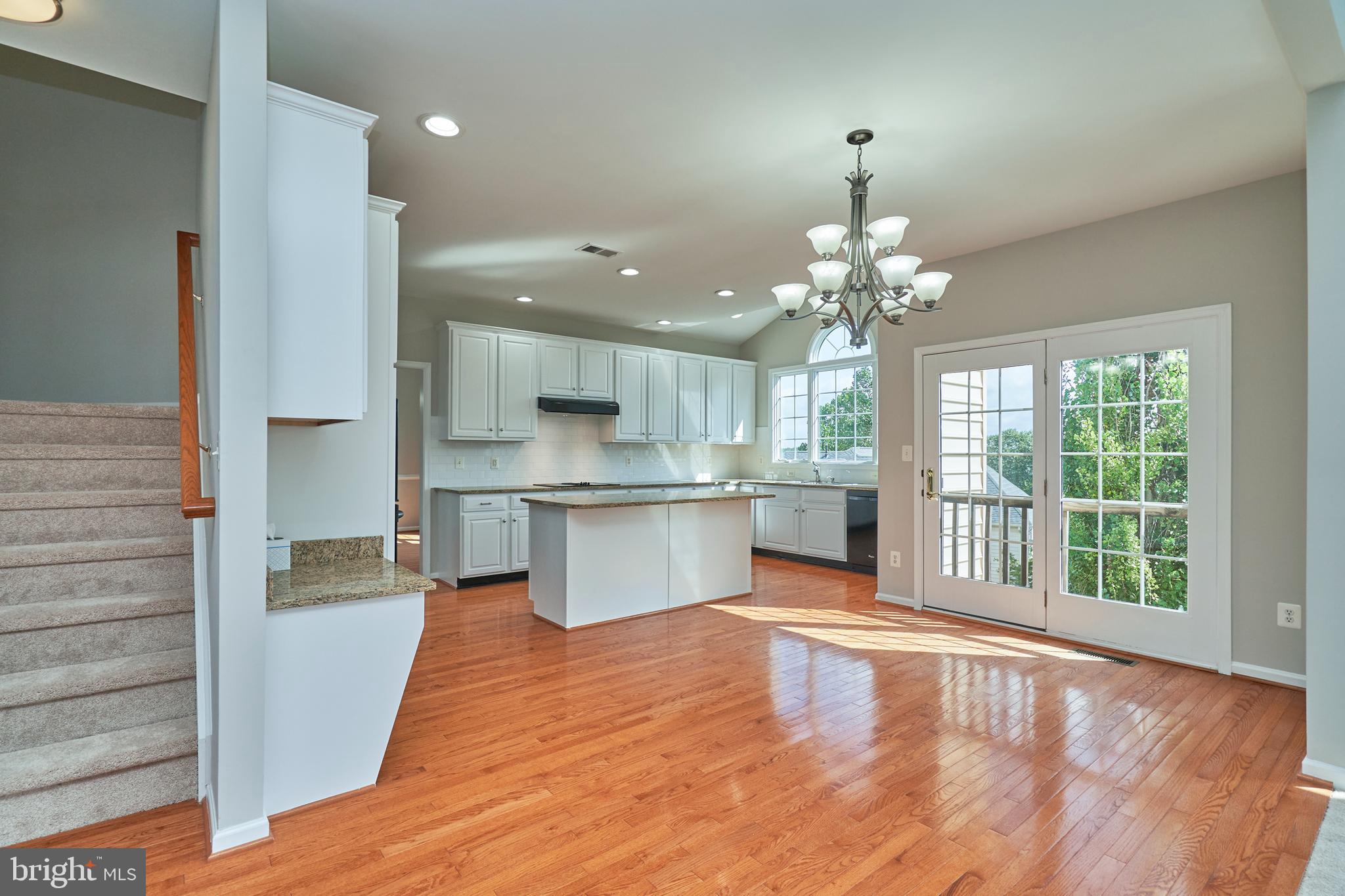 BELMONT COUNTRY CLUB - Residential Lease