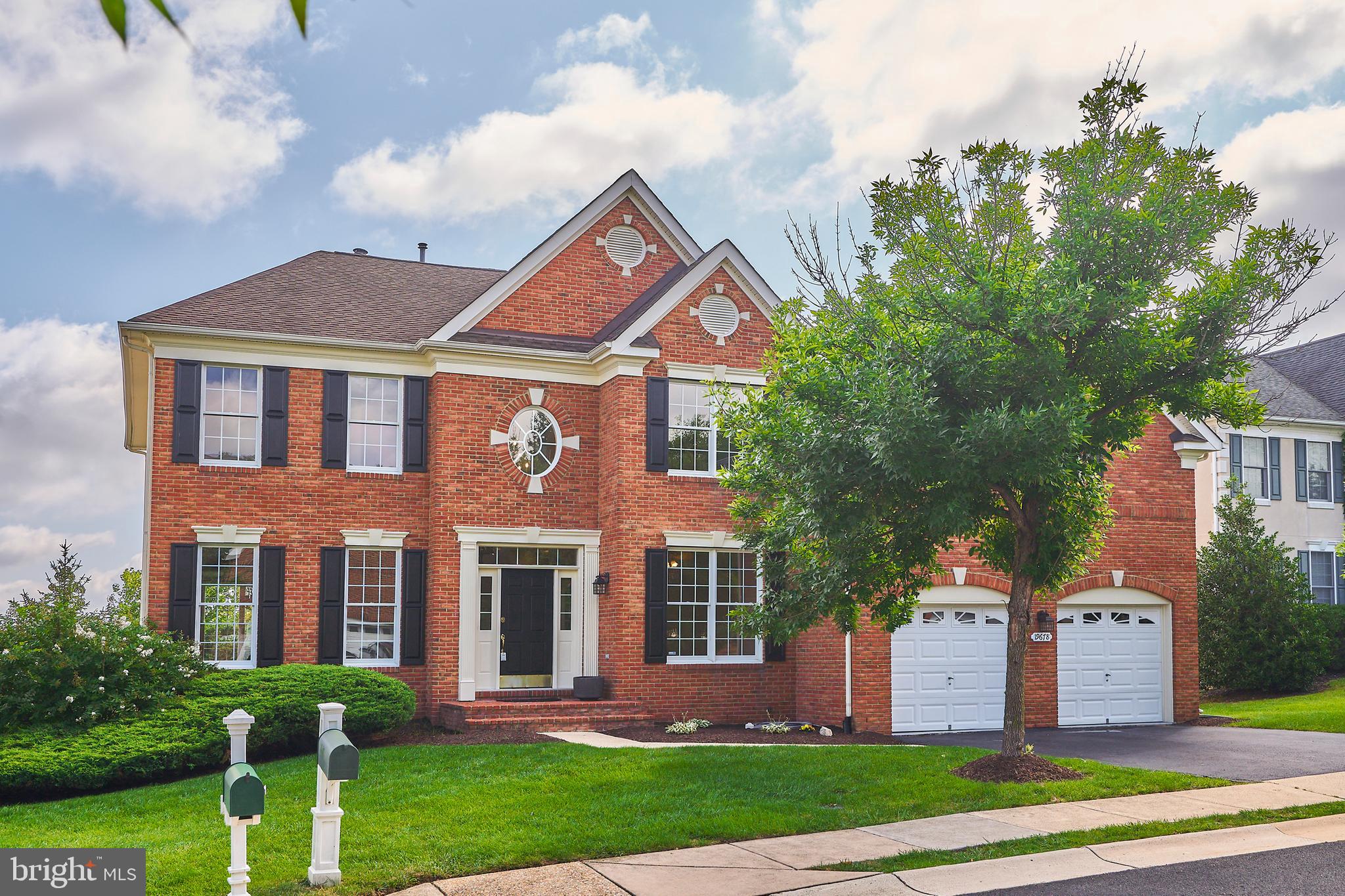 BELMONT COUNTRY CLUB - Residential Lease