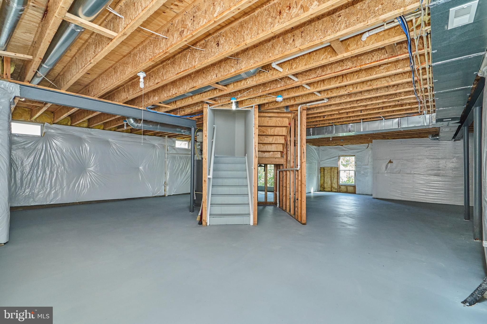 BELMONT COUNTRY CLUB - Residential Lease