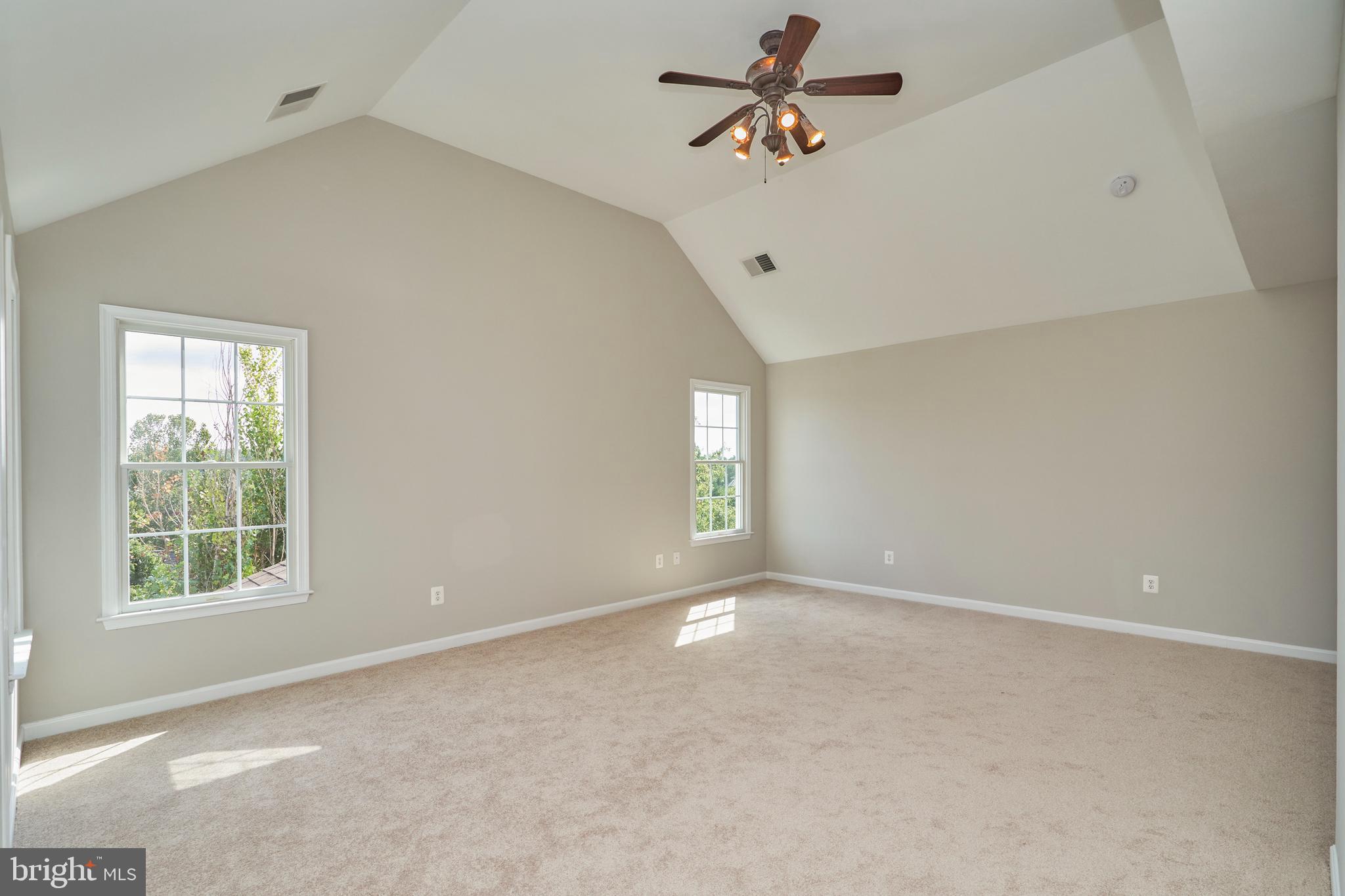 BELMONT COUNTRY CLUB - Residential Lease