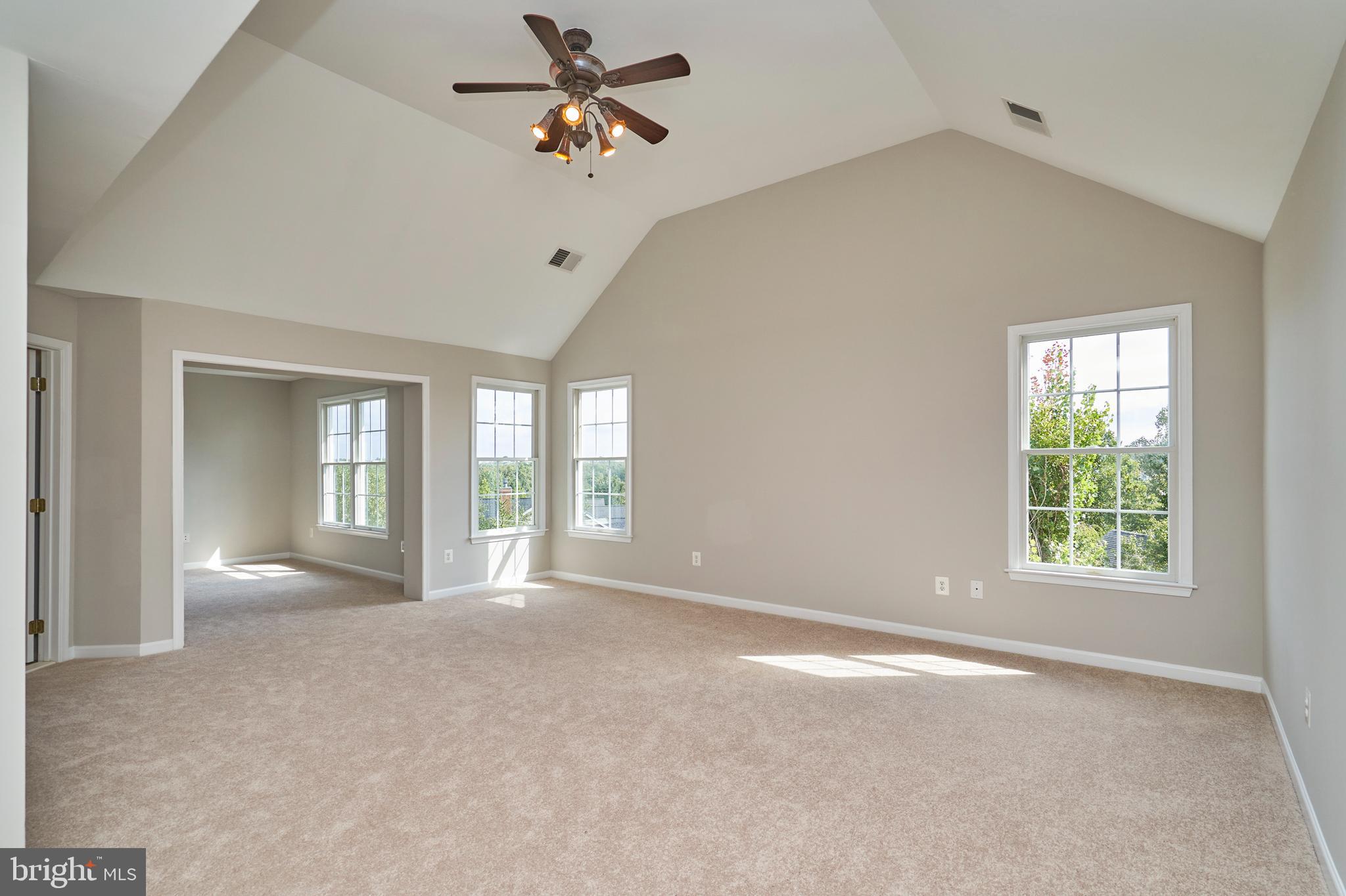 BELMONT COUNTRY CLUB - Residential Lease