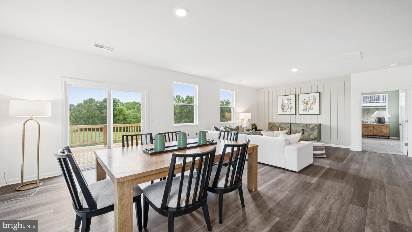 SPRING LAKES - Residential