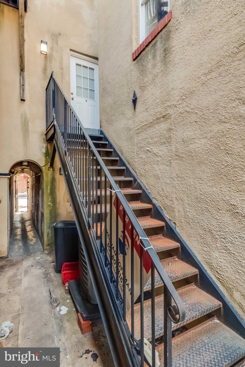 FEDERAL HILL HISTORIC DISTRICT - Residential Lease