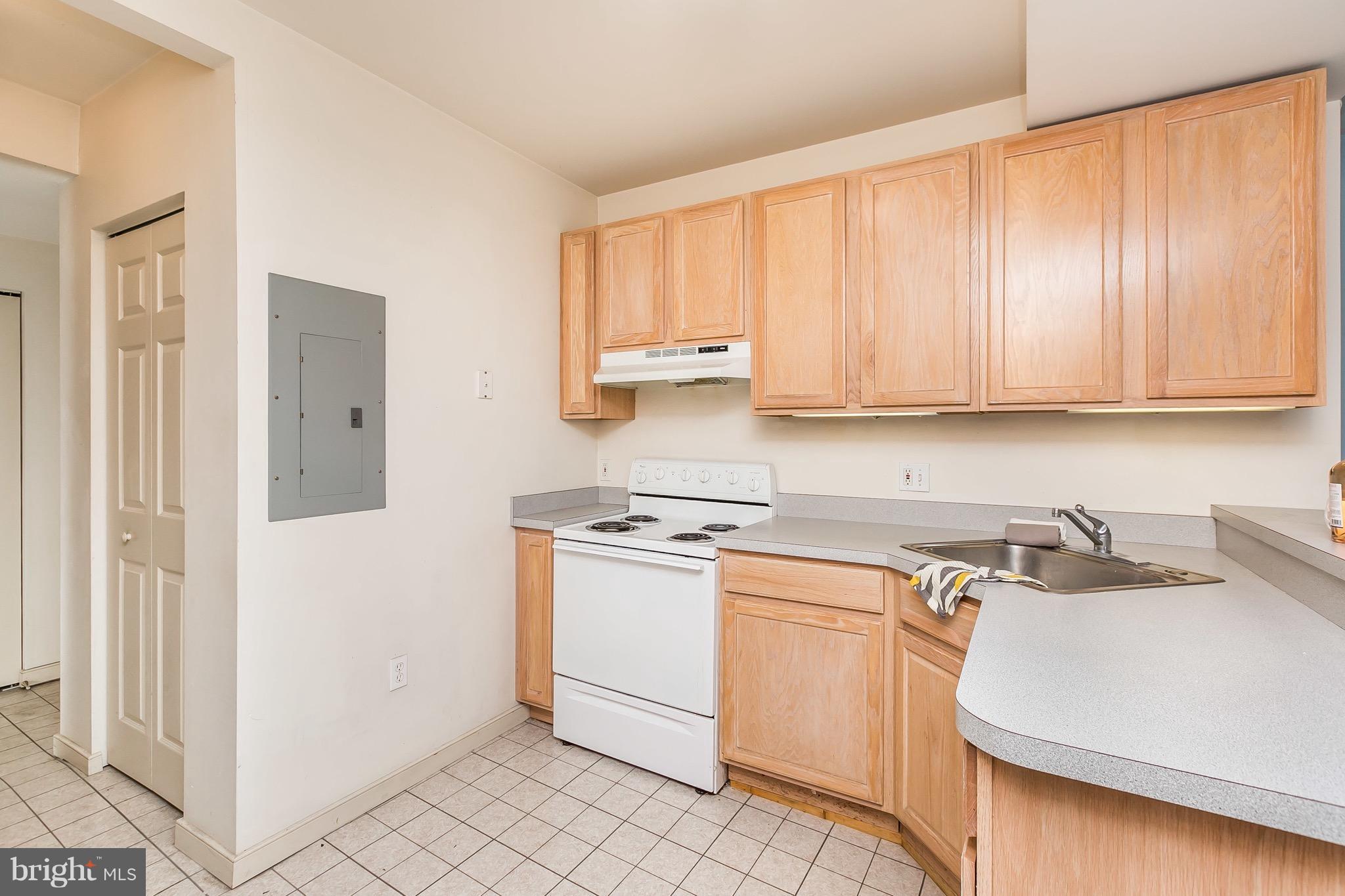 FEDERAL HILL HISTORIC DISTRICT - Residential Lease