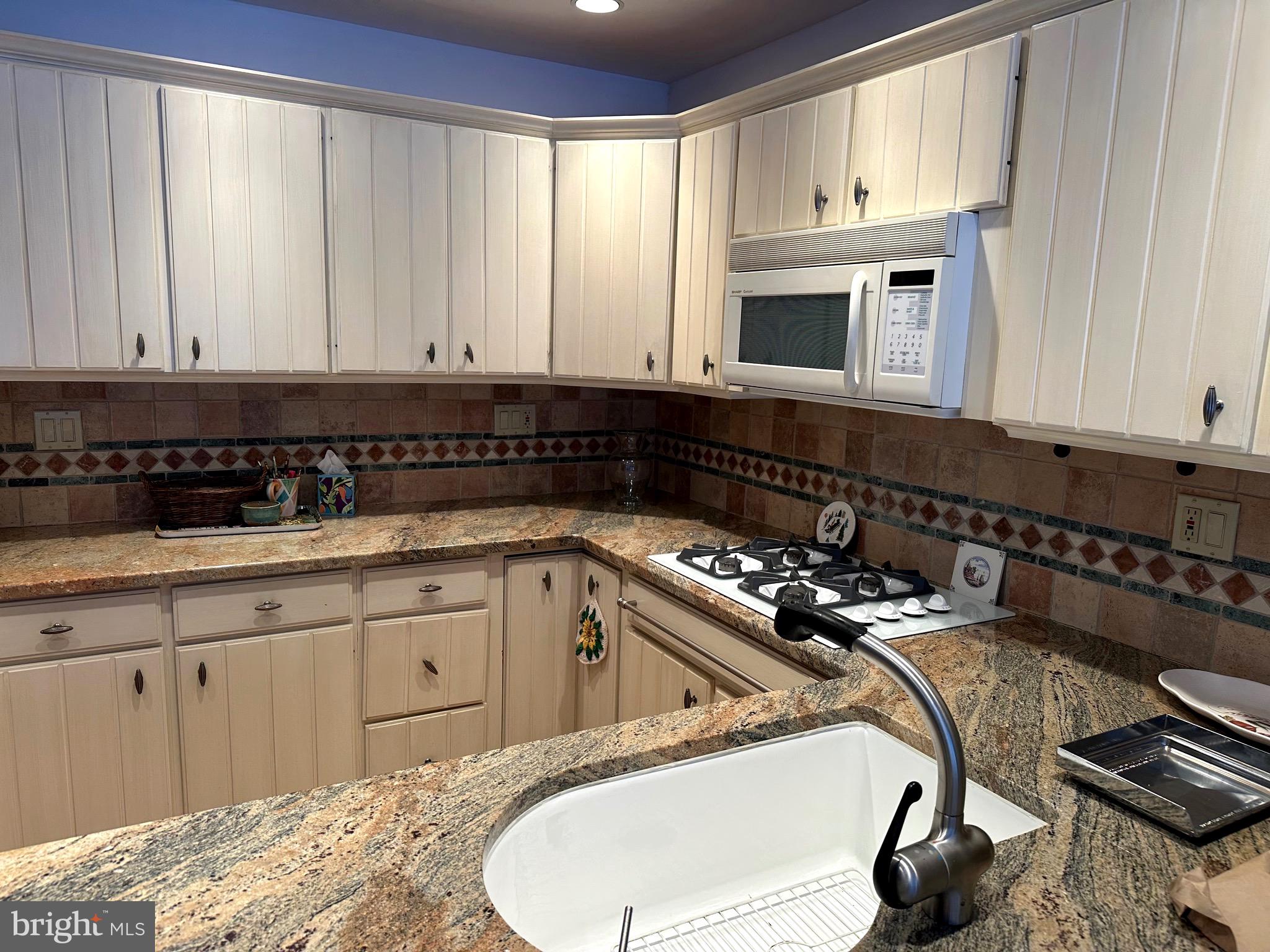 EAGLE OAK - Residential