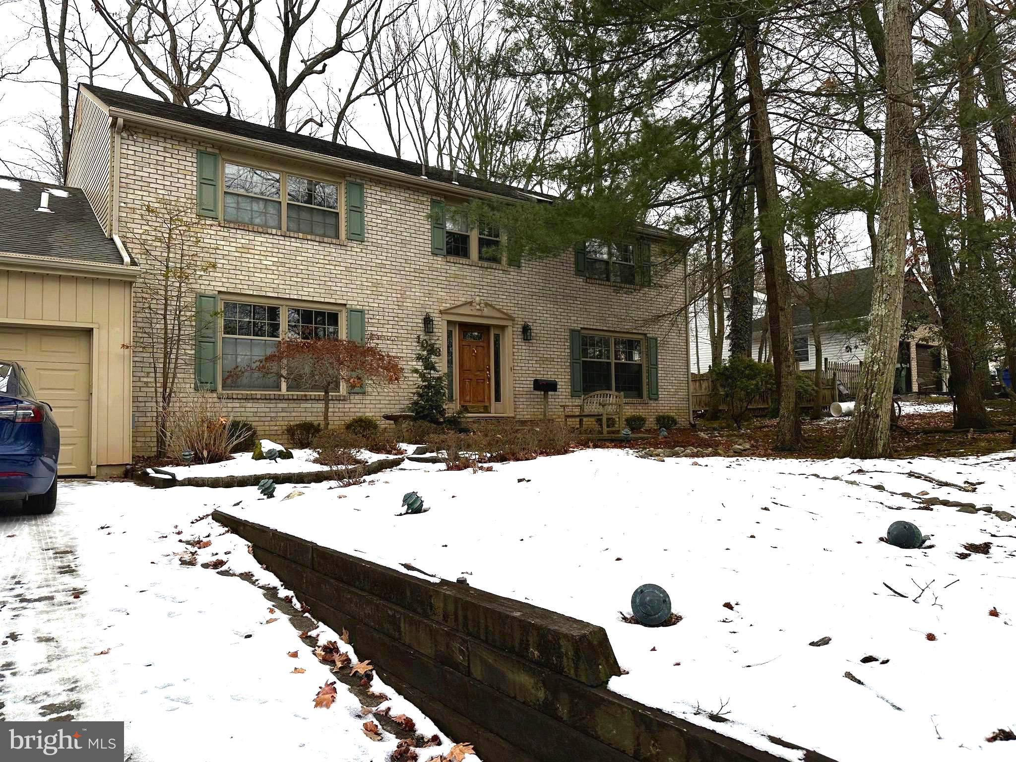 EAGLE OAK - Residential