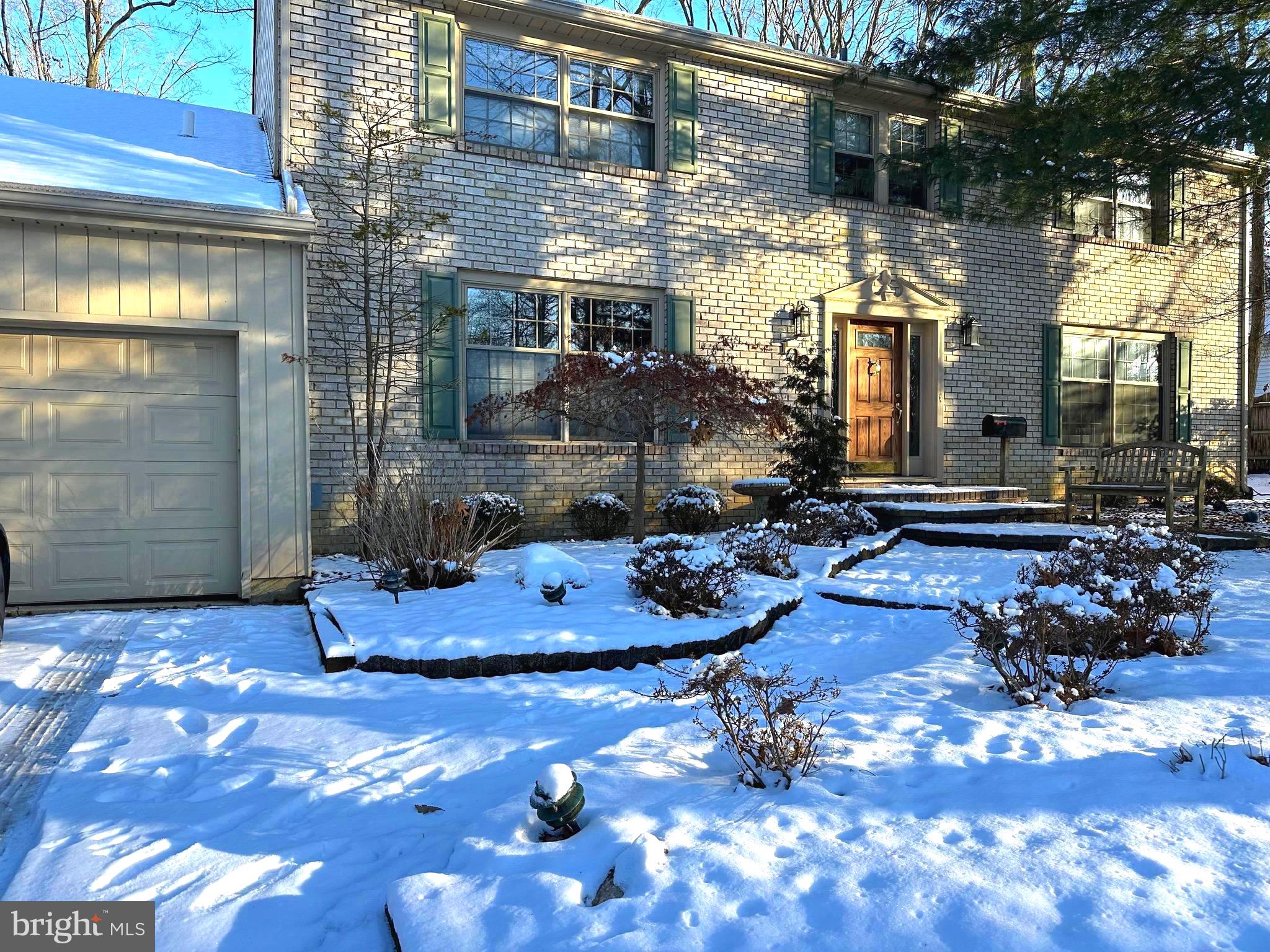 EAGLE OAK - Residential