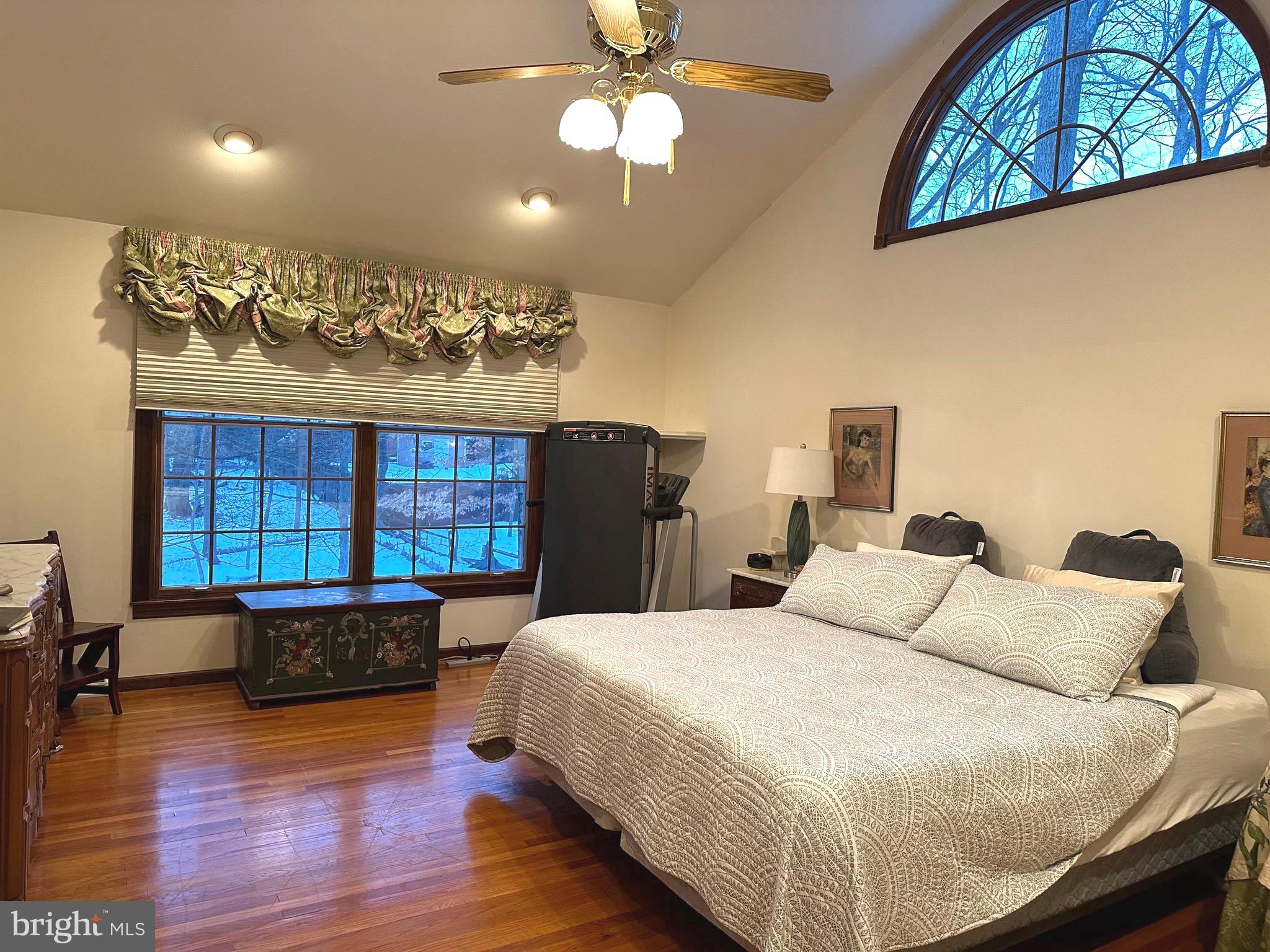 EAGLE OAK - Residential