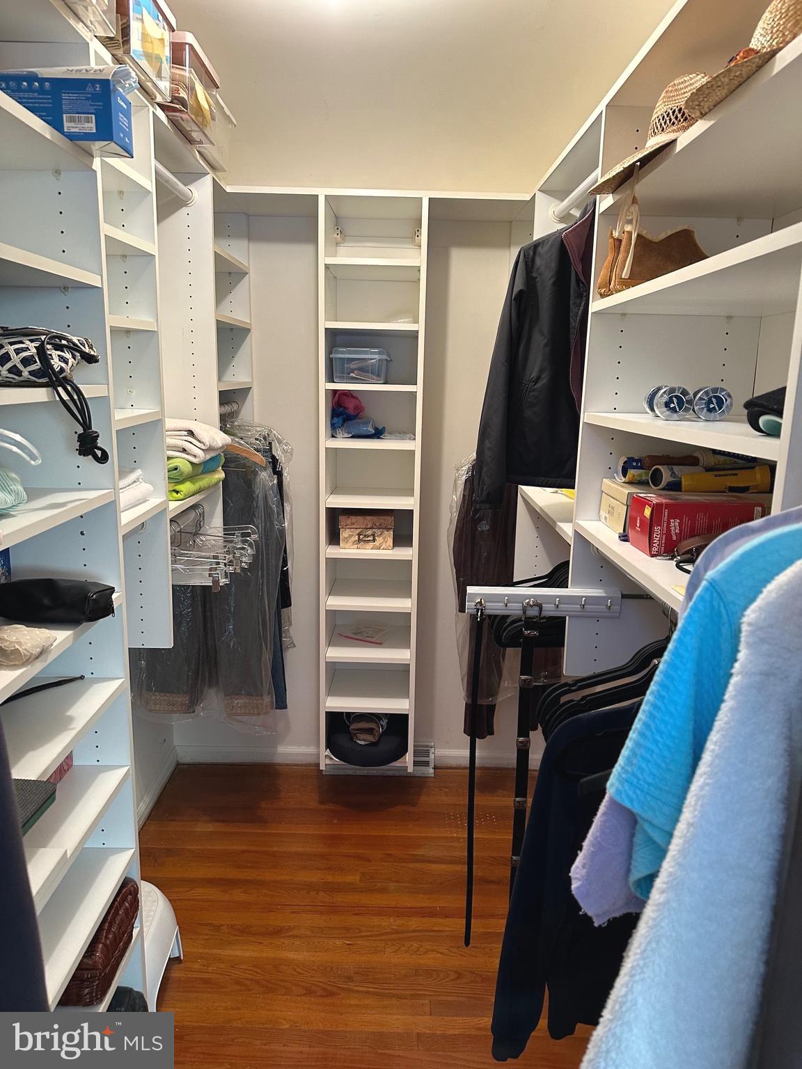 EAGLE OAK - Residential