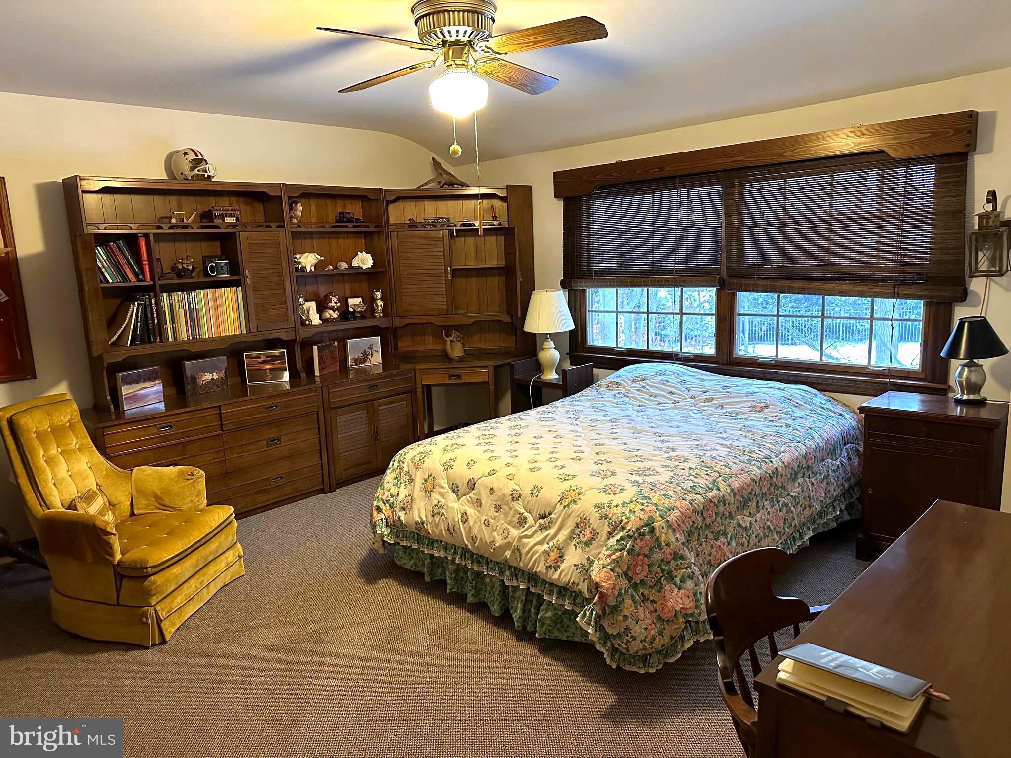 EAGLE OAK - Residential