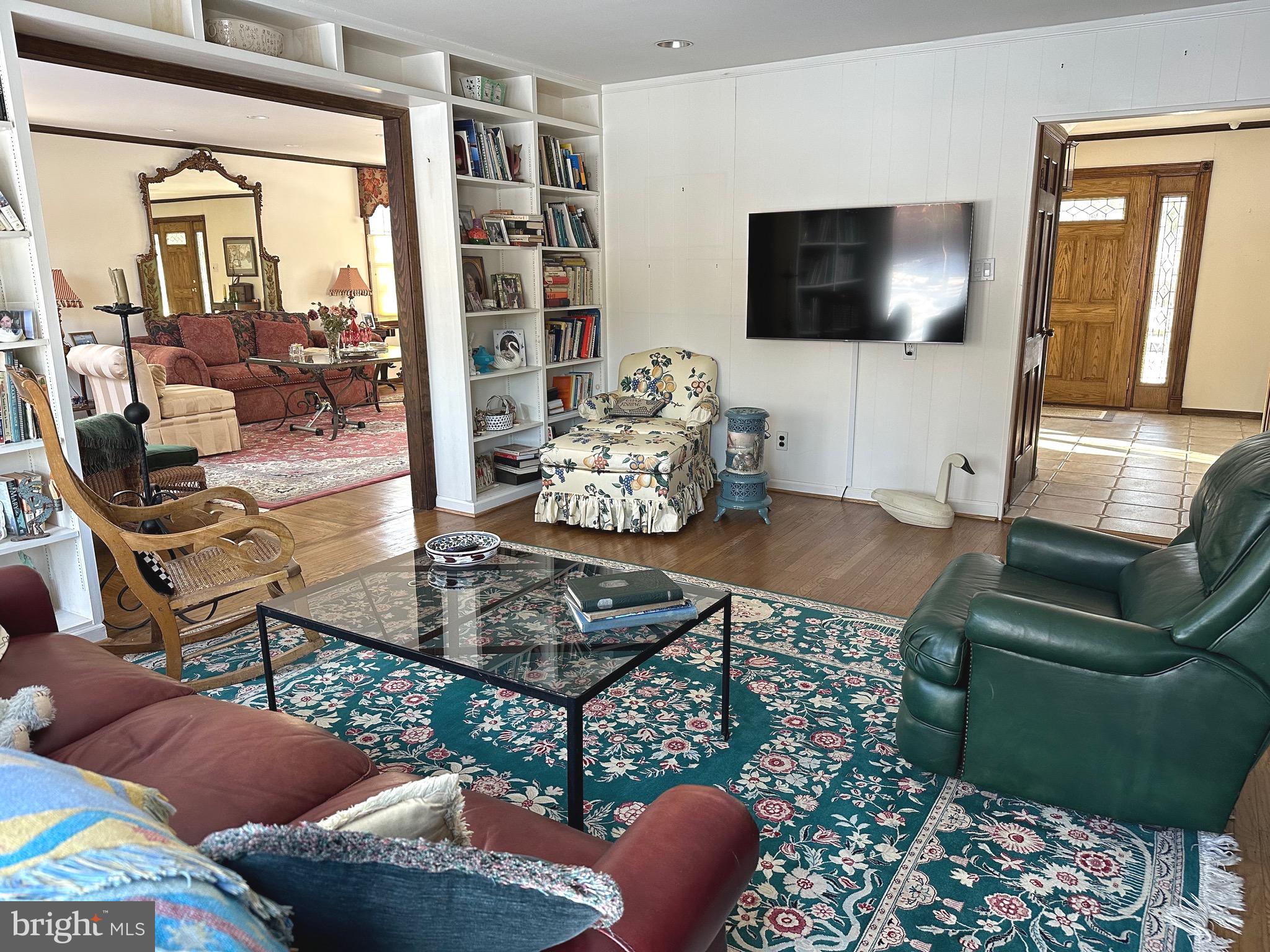 EAGLE OAK - Residential