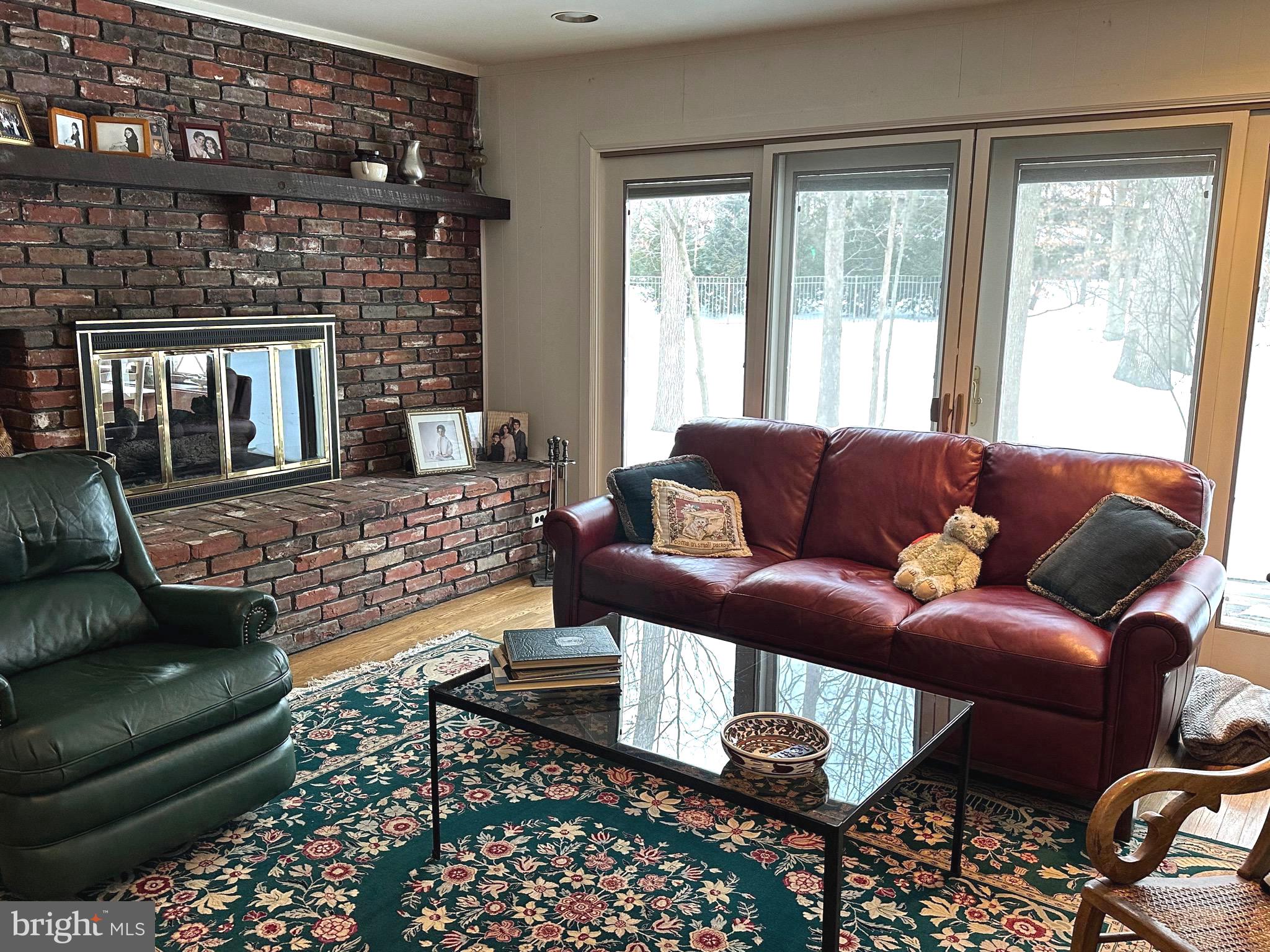 EAGLE OAK - Residential