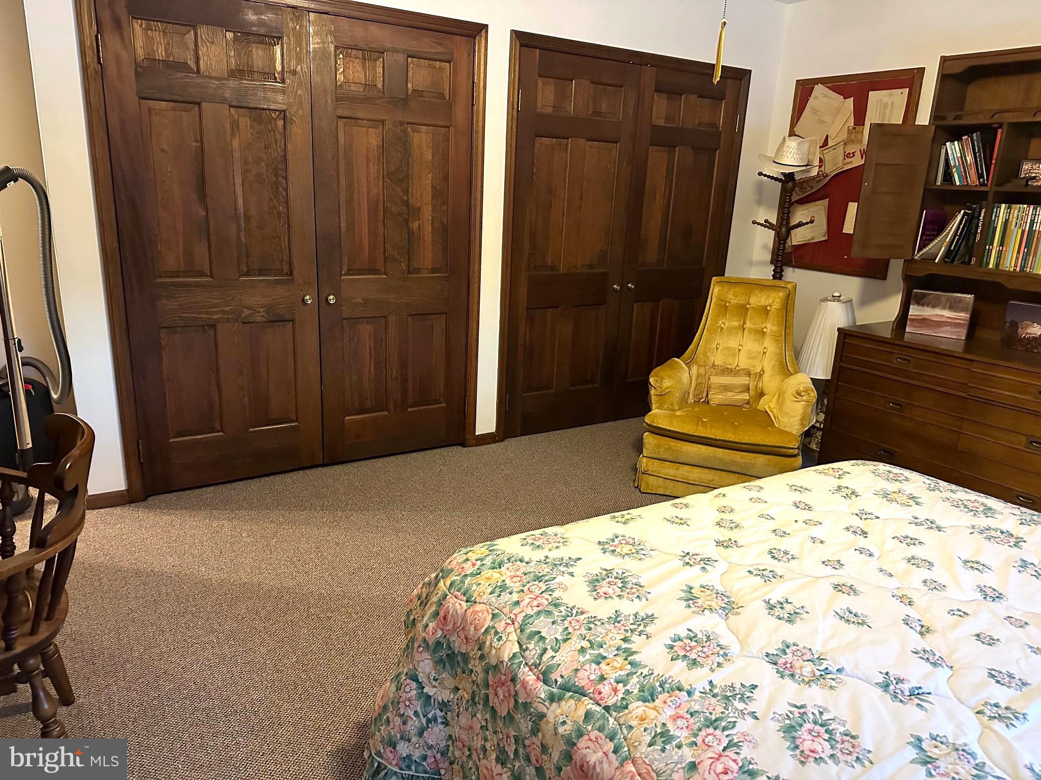 EAGLE OAK - Residential