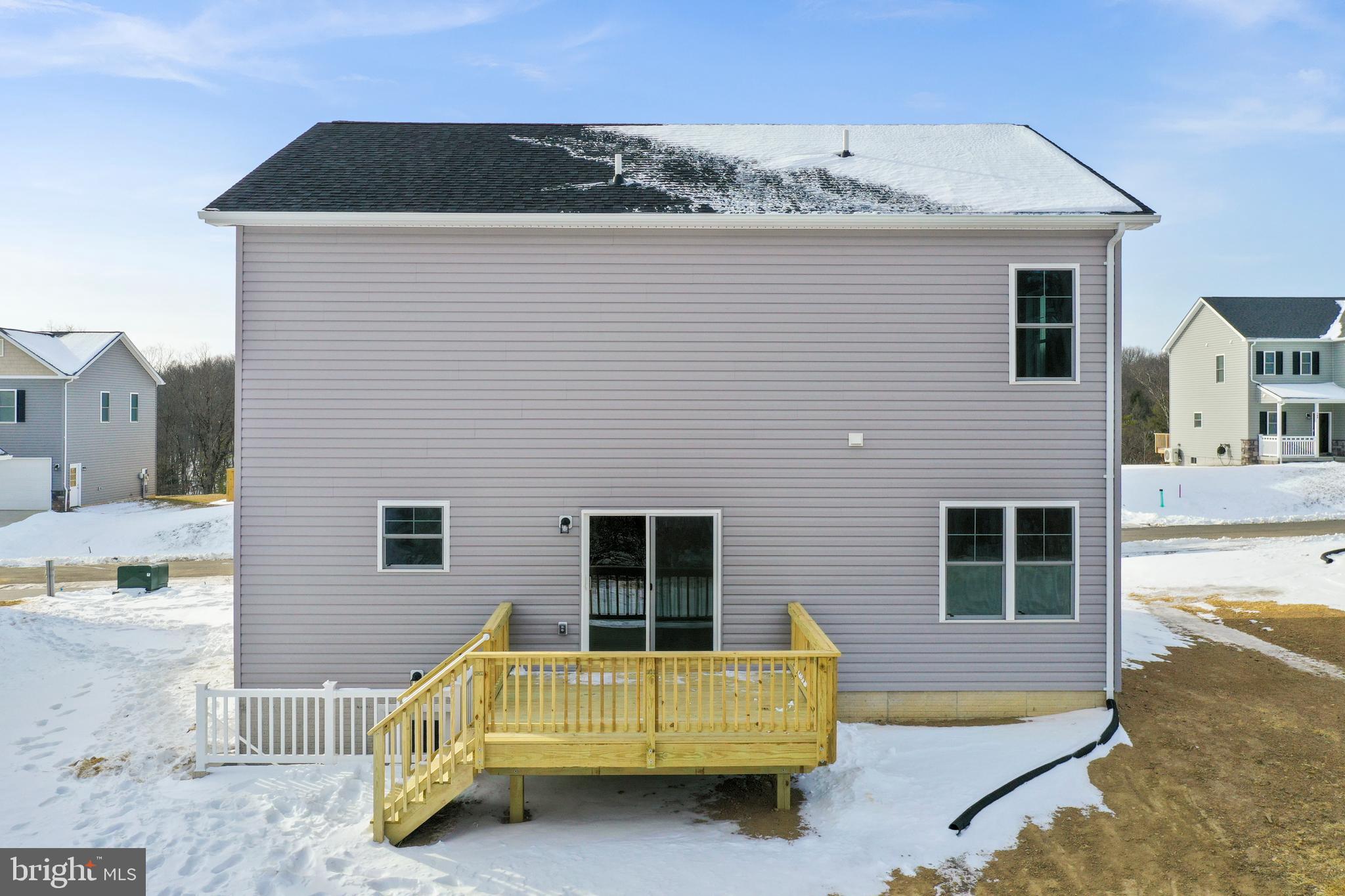 MIDDLE CREEK VISTAS - Residential