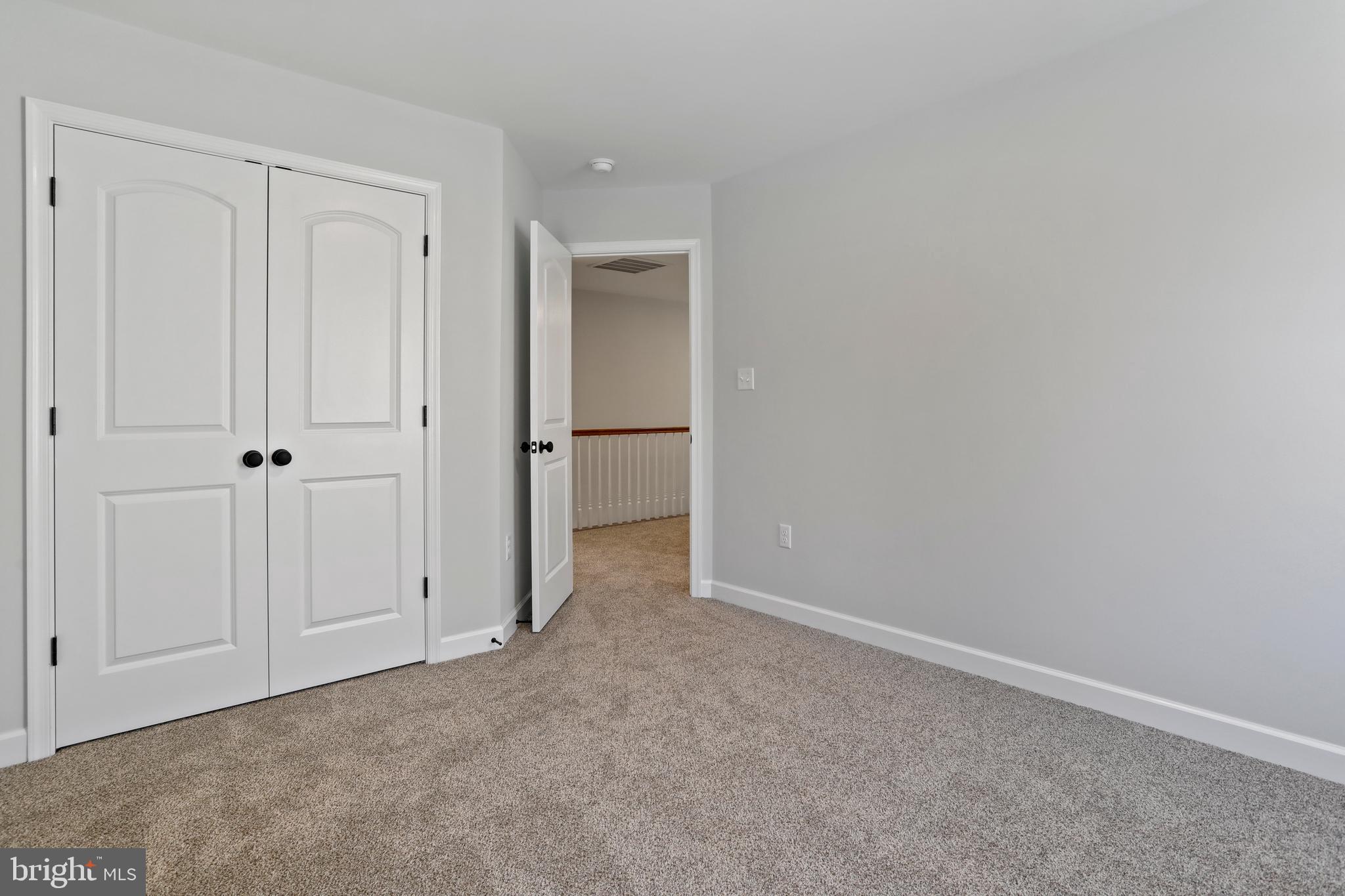 MIDDLE CREEK VISTAS - Residential