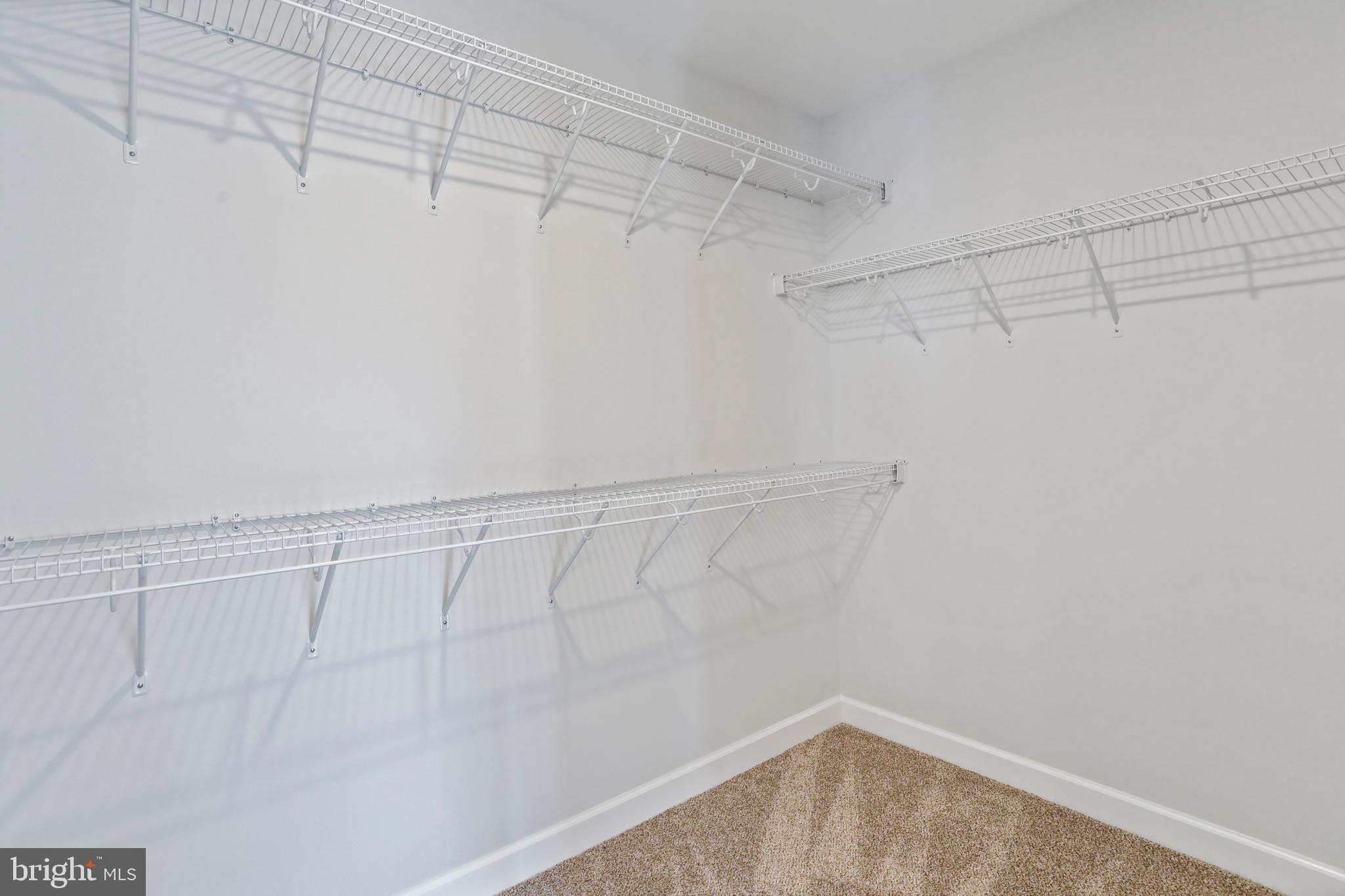 MIDDLE CREEK VISTAS - Residential