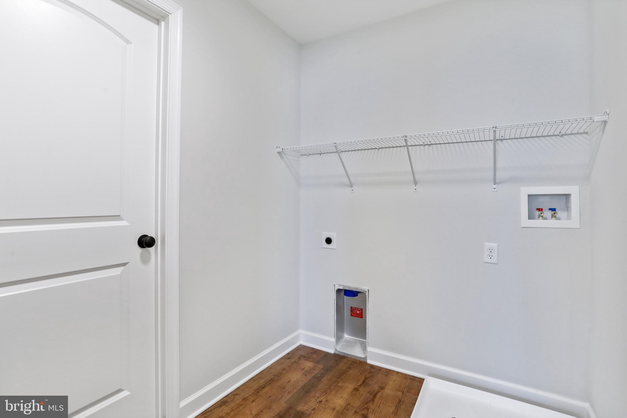 MIDDLE CREEK VISTAS - Residential