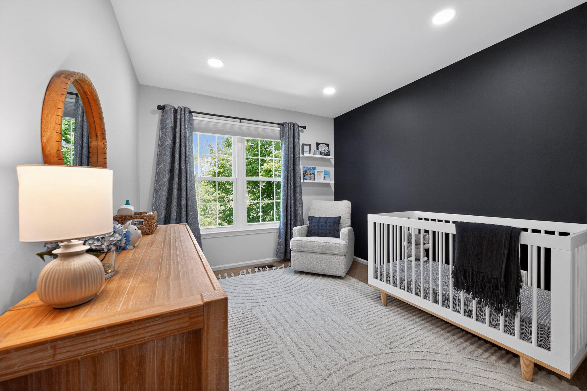 MAKEFIELD GLEN - Residential