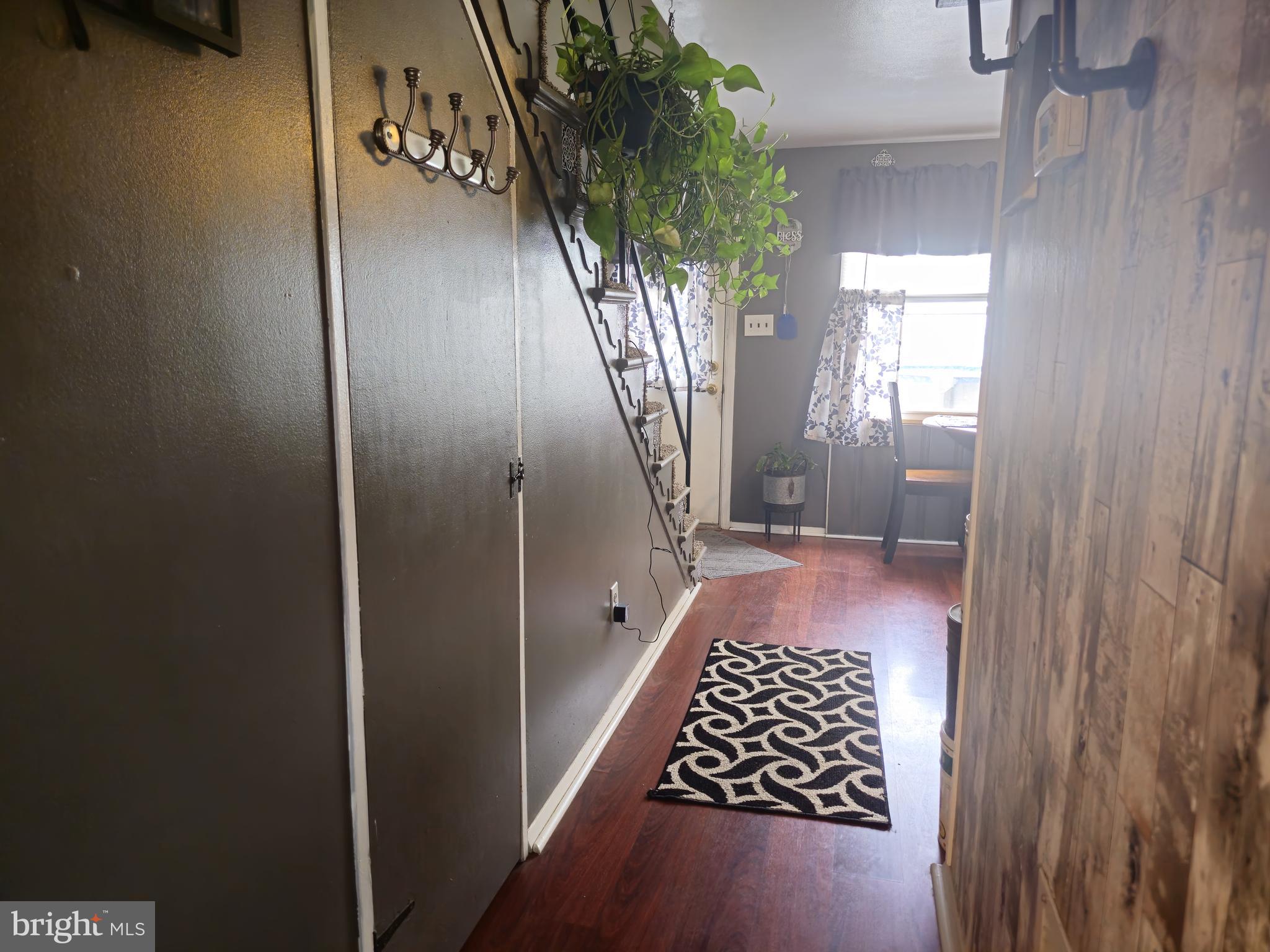 EASTWOOD HEIGHTS - Residential