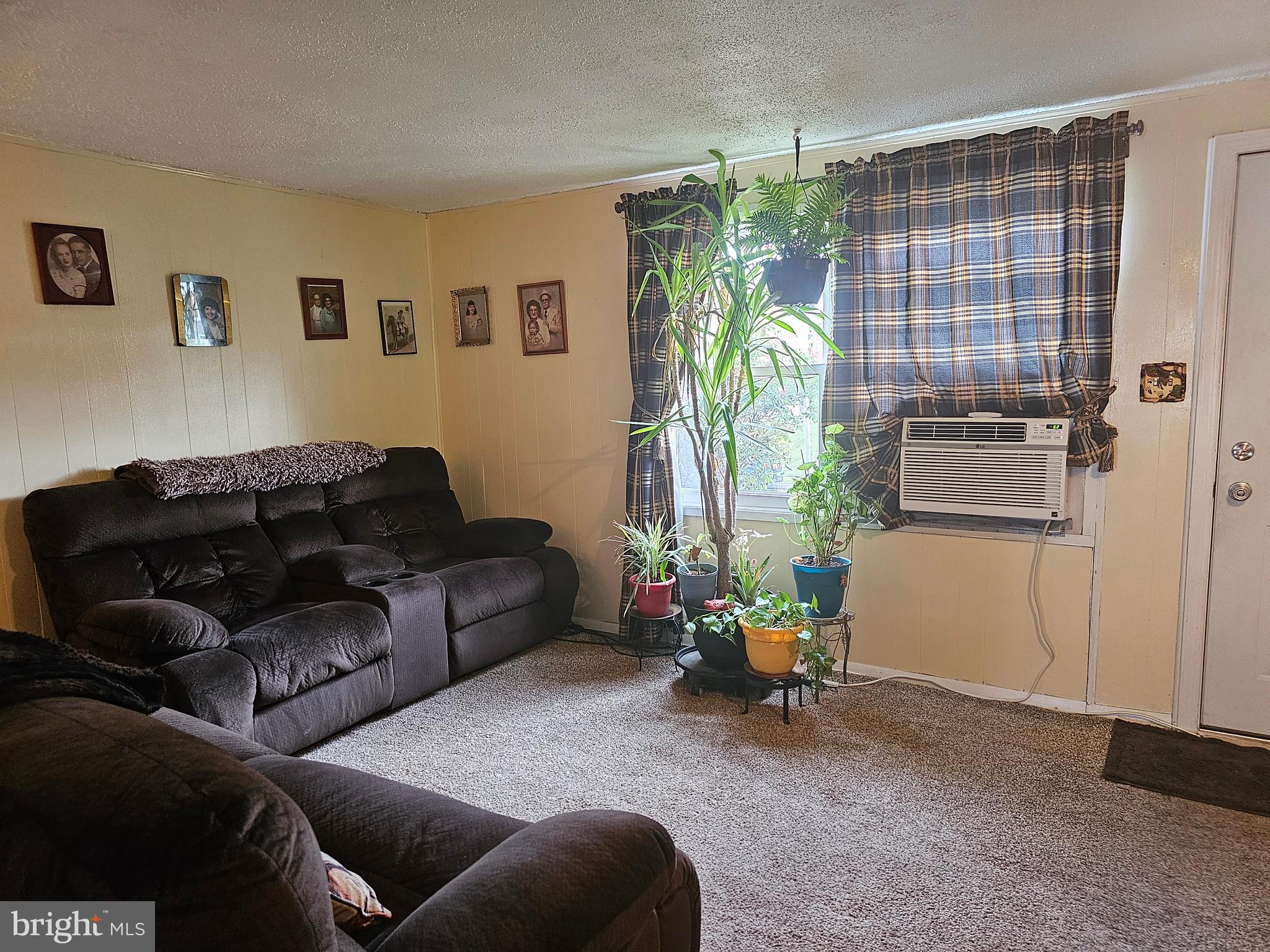 EASTWOOD HEIGHTS - Residential