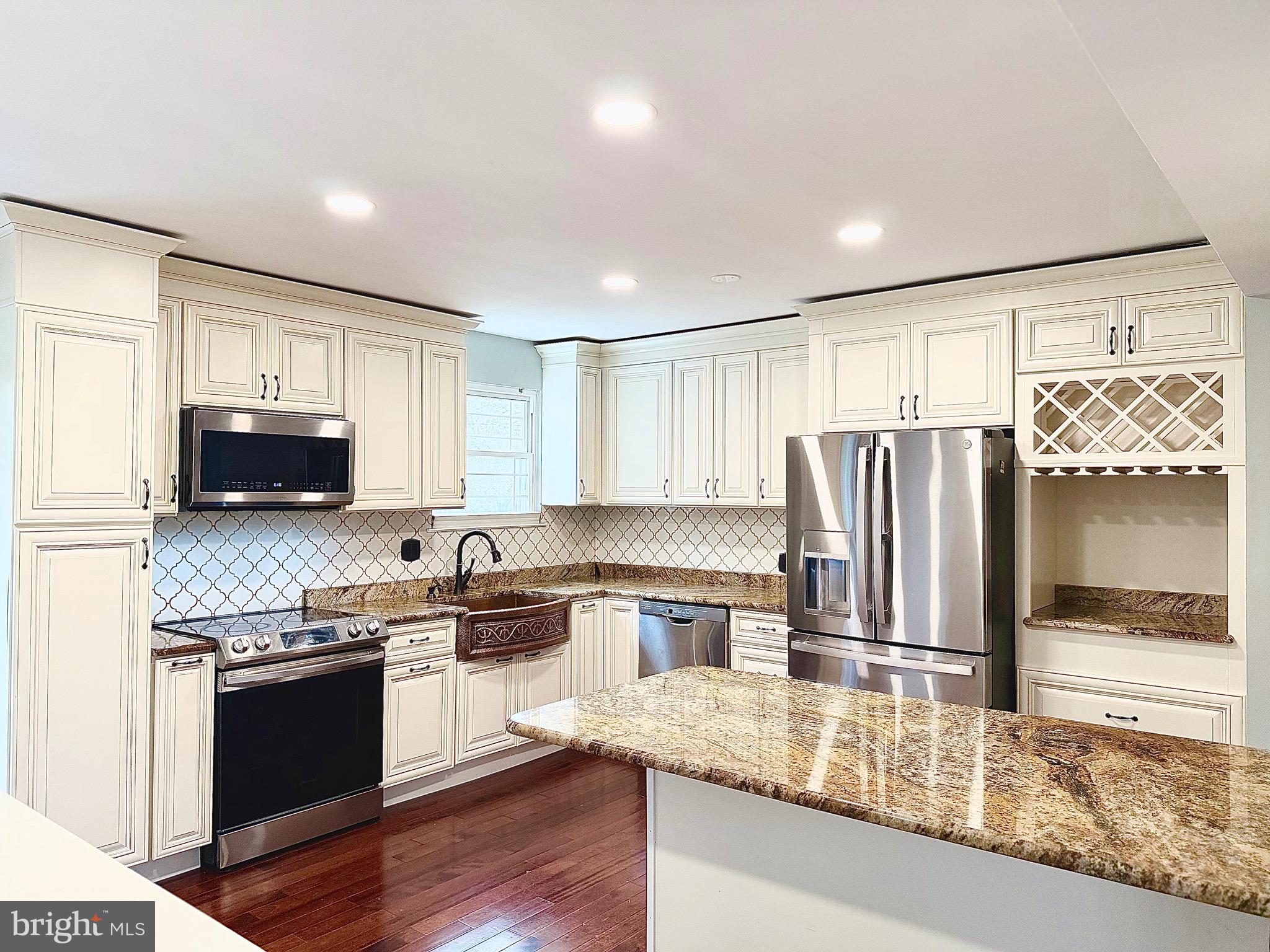 UPTON VILLAGE NORTH - Residential