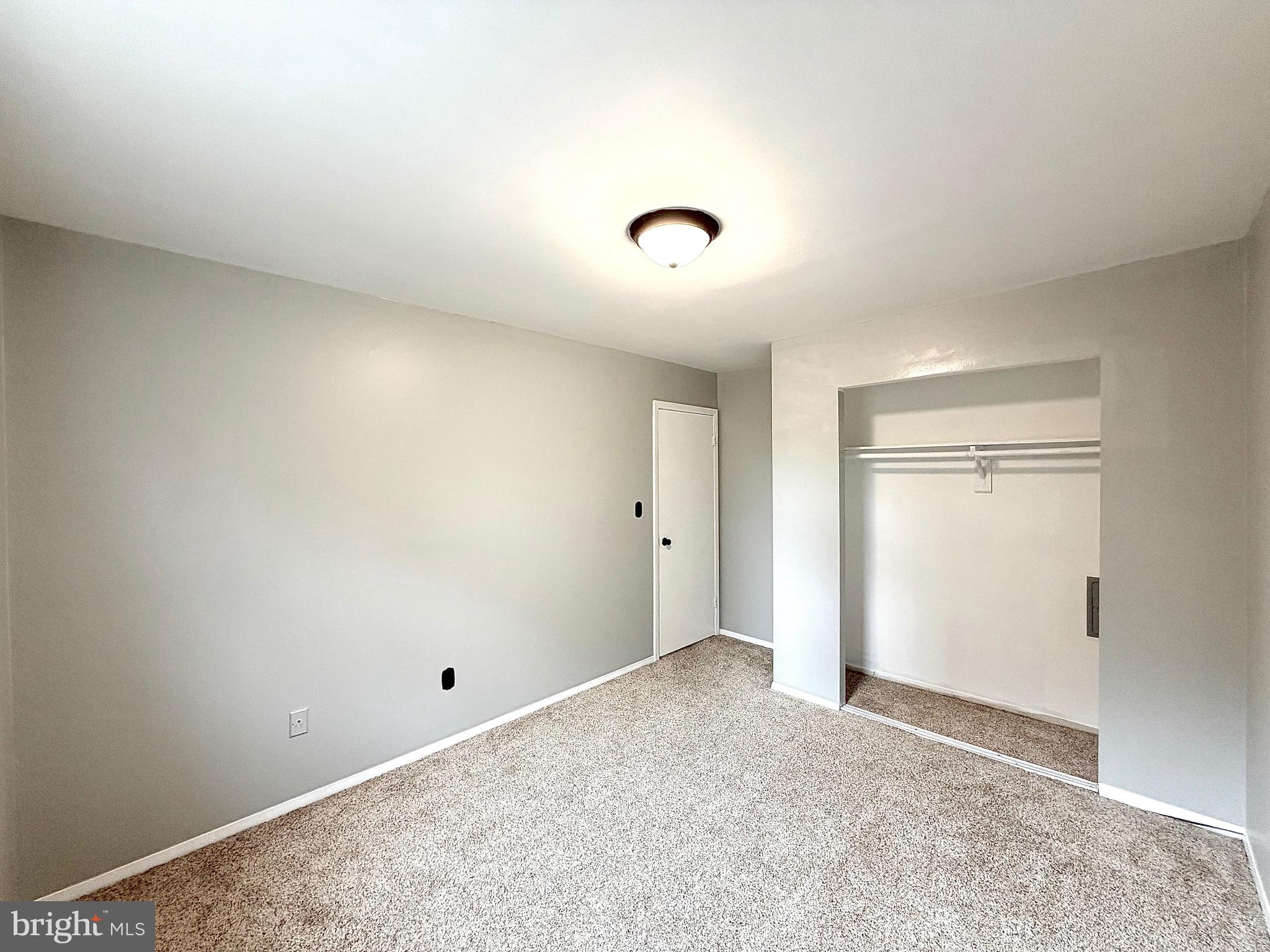 UPTON VILLAGE NORTH - Residential