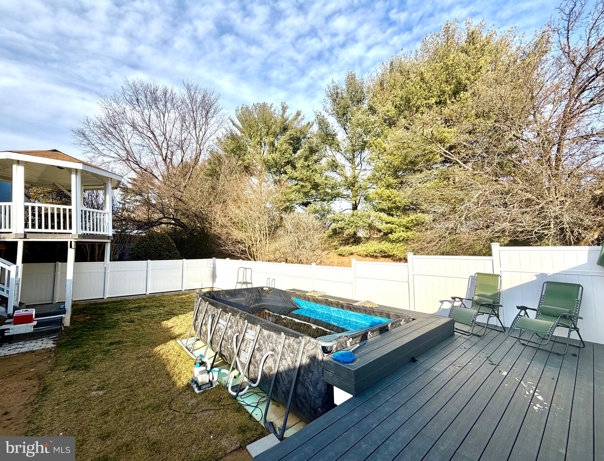 UPTON VILLAGE NORTH - Residential