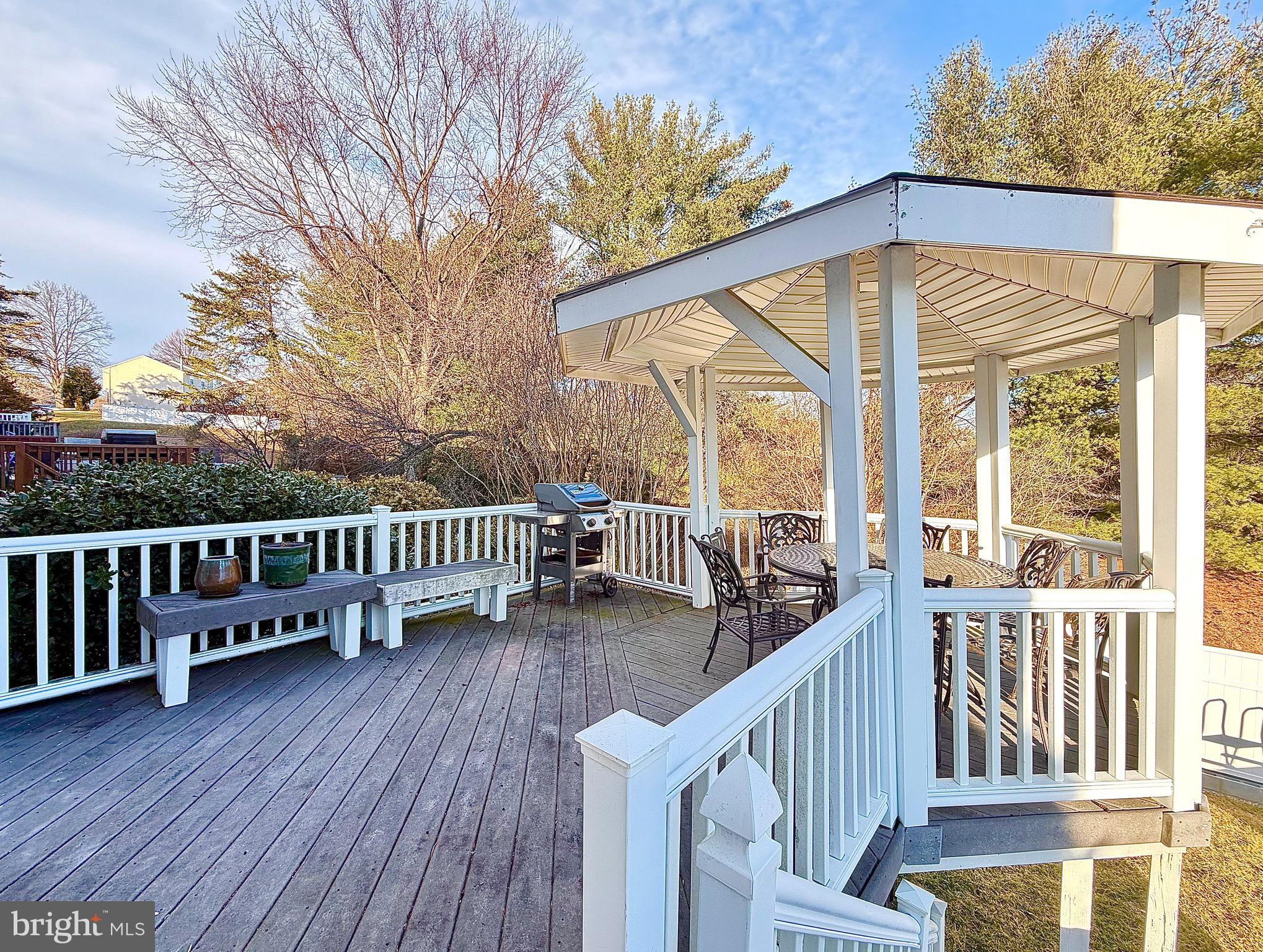 UPTON VILLAGE NORTH - Residential