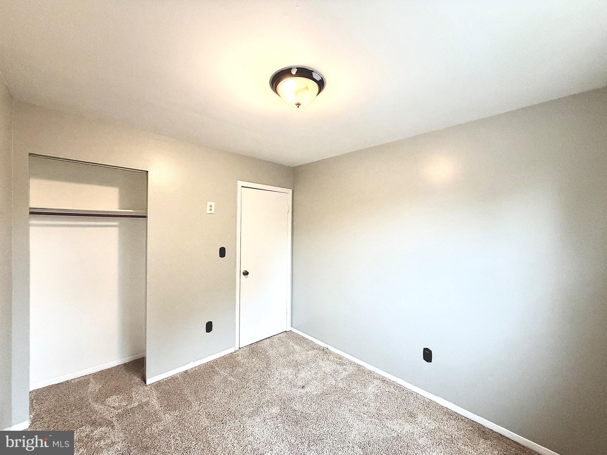 UPTON VILLAGE NORTH - Residential