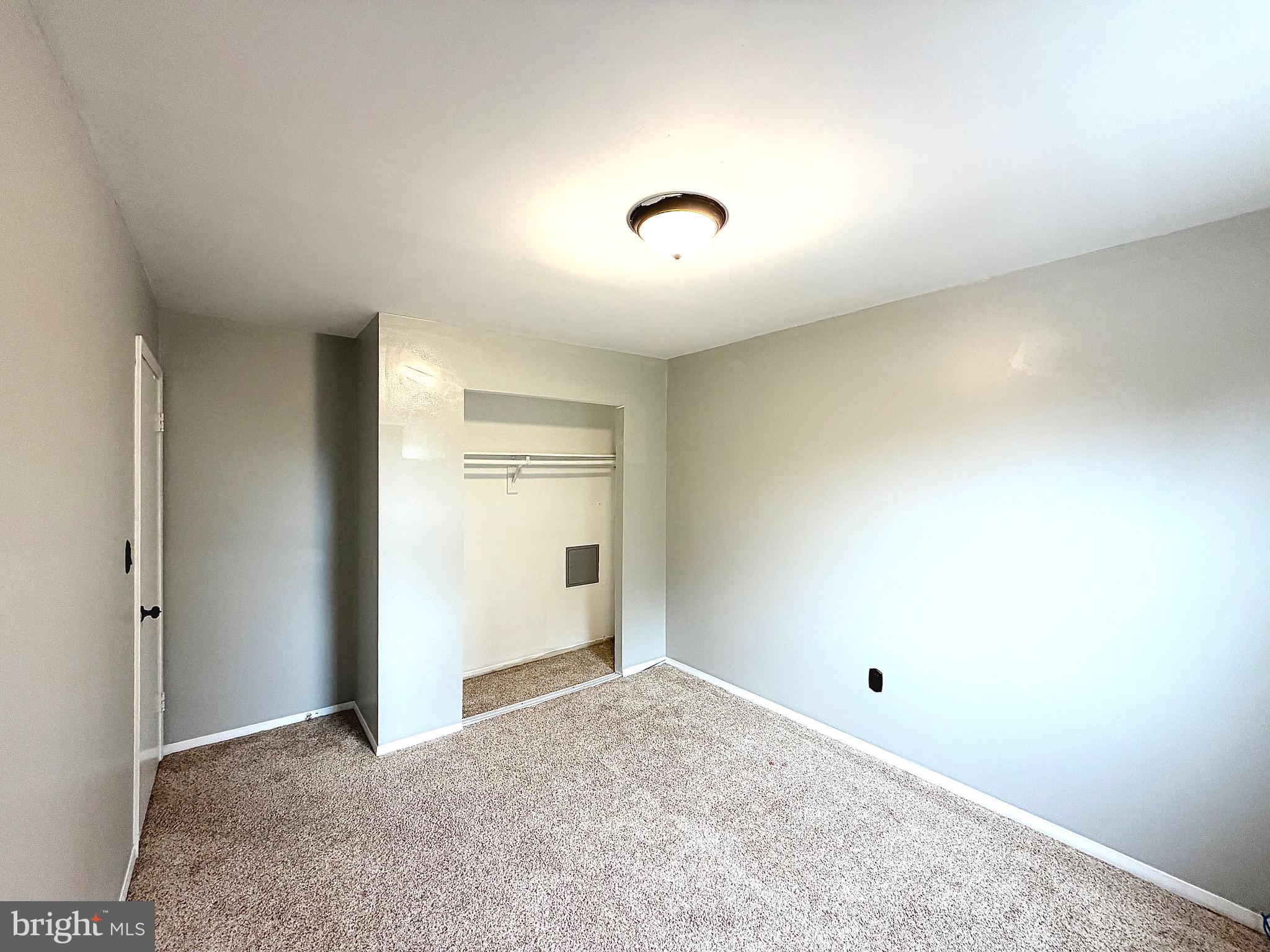 UPTON VILLAGE NORTH - Residential