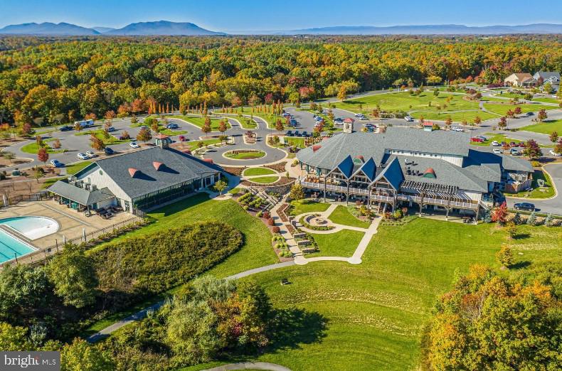 LAKE FREDERICK - Residential Lease