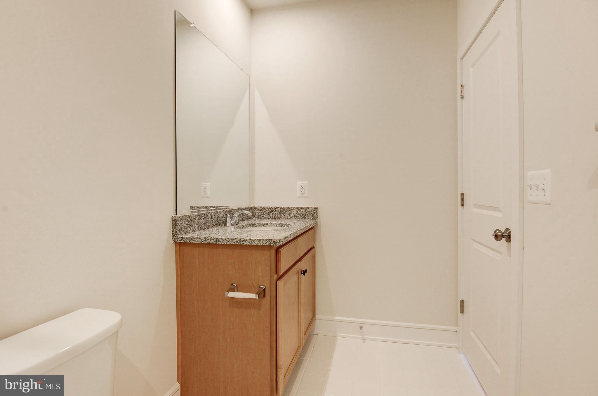 LAKE FREDERICK - Residential Lease