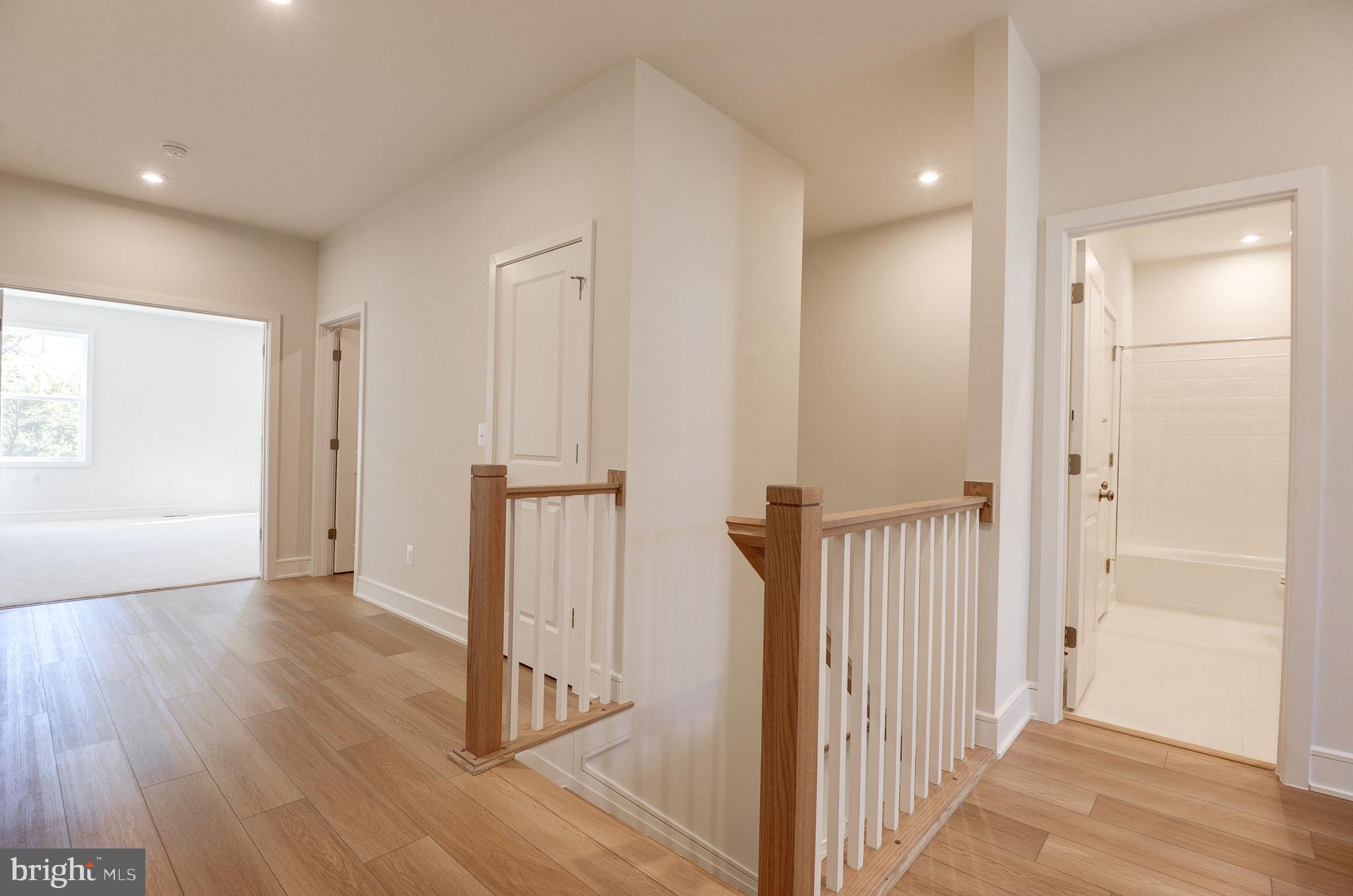 LAKE FREDERICK - Residential Lease