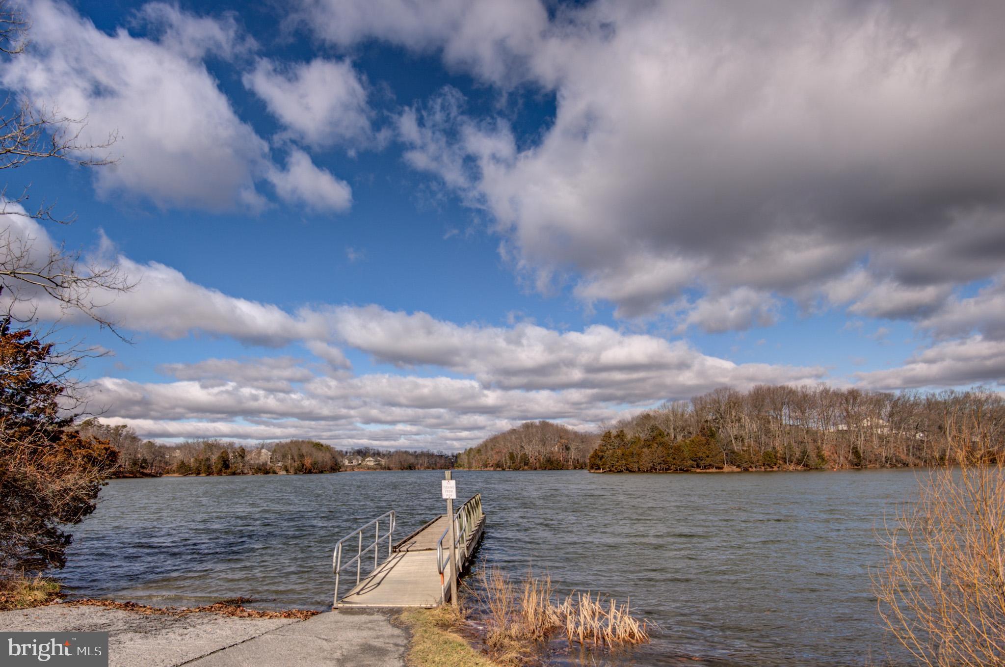 LAKE FREDERICK - Residential Lease