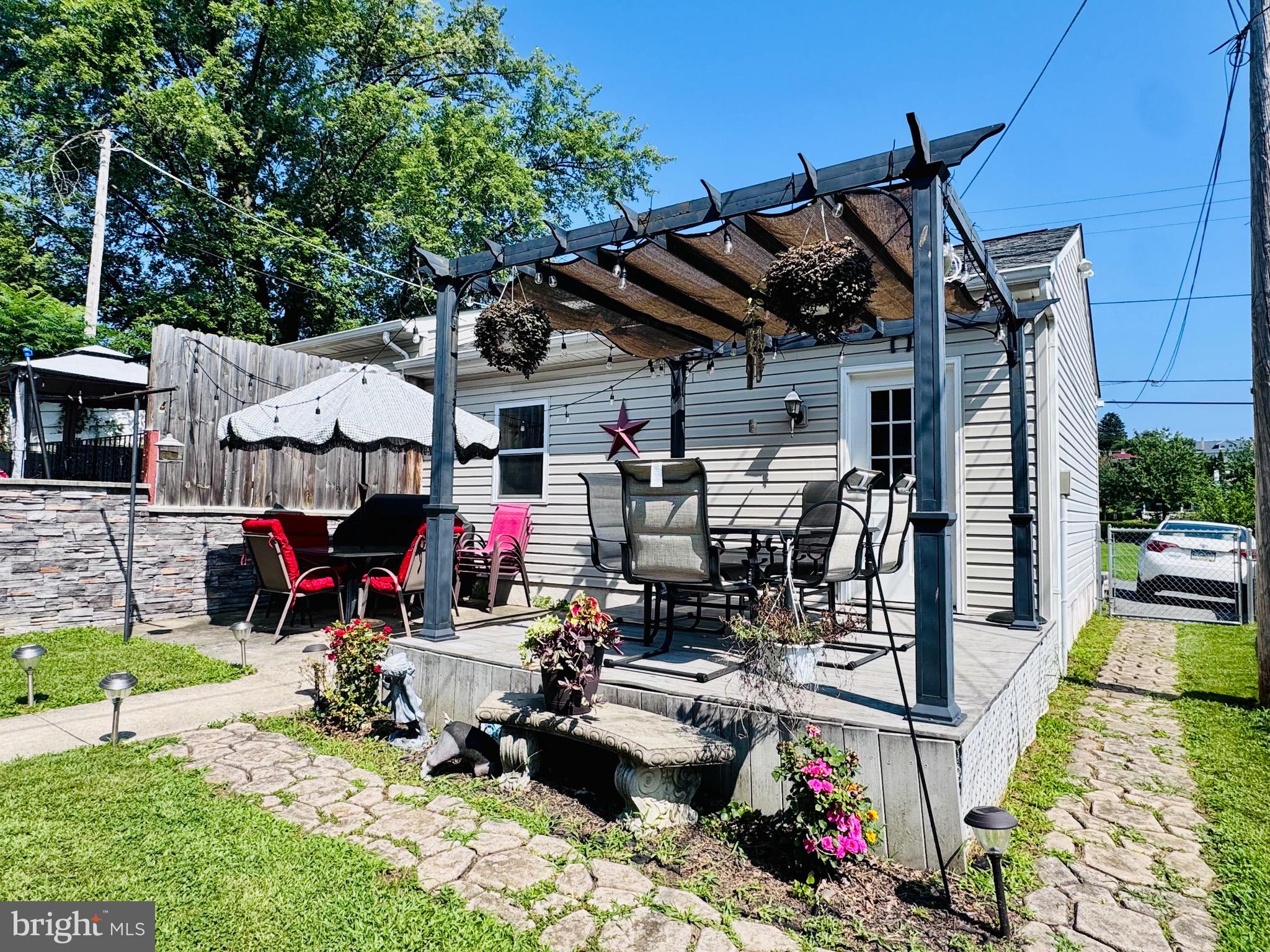 407 OLEY STREET