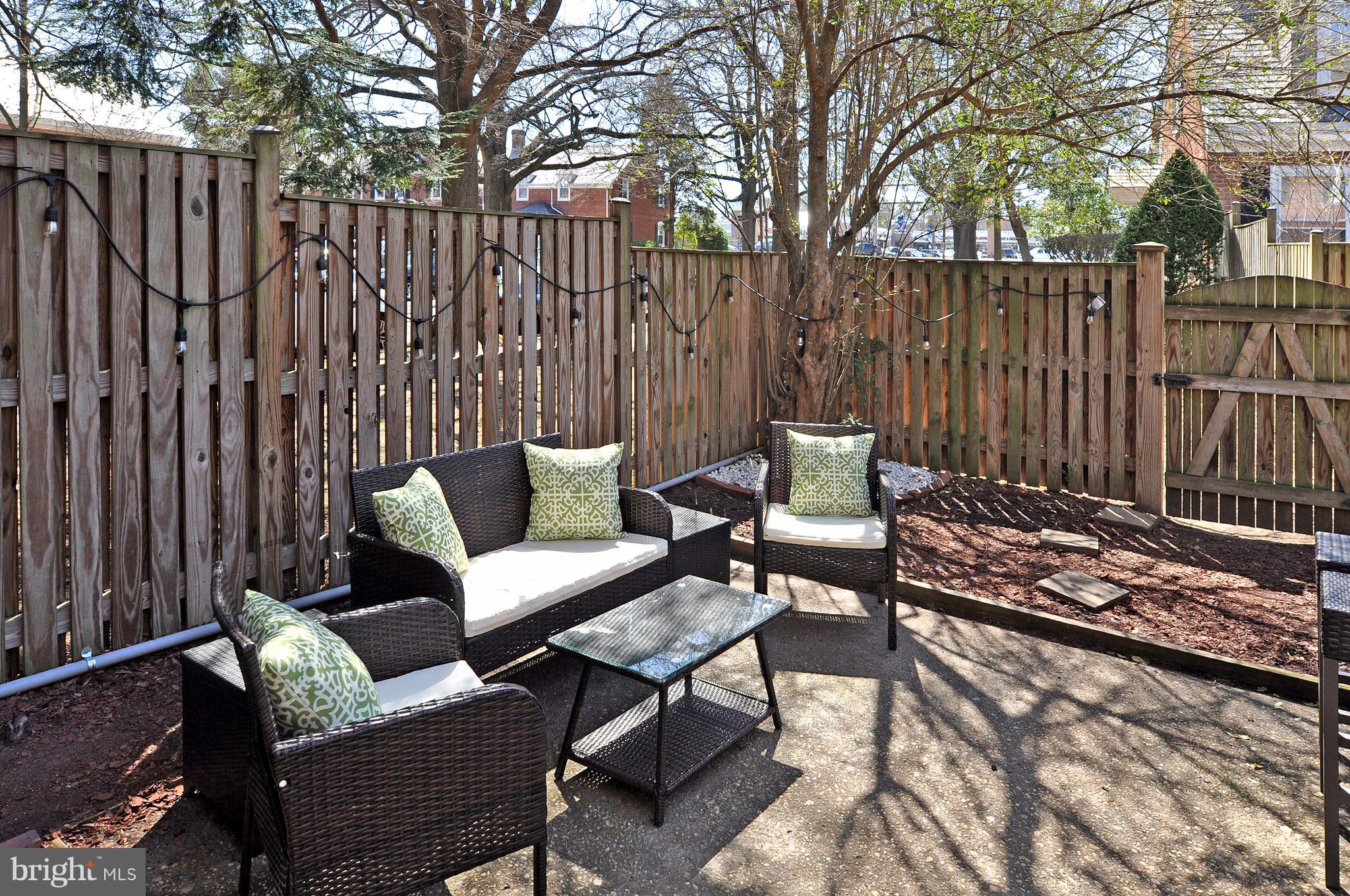 FAIRLINGTON ARBORS - Residential Lease