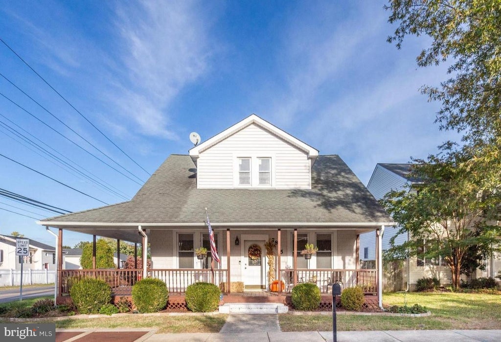Photo of 7815 Catherine Avenue, PASADENA, MD 21122 (MLS # MDAA2160336)