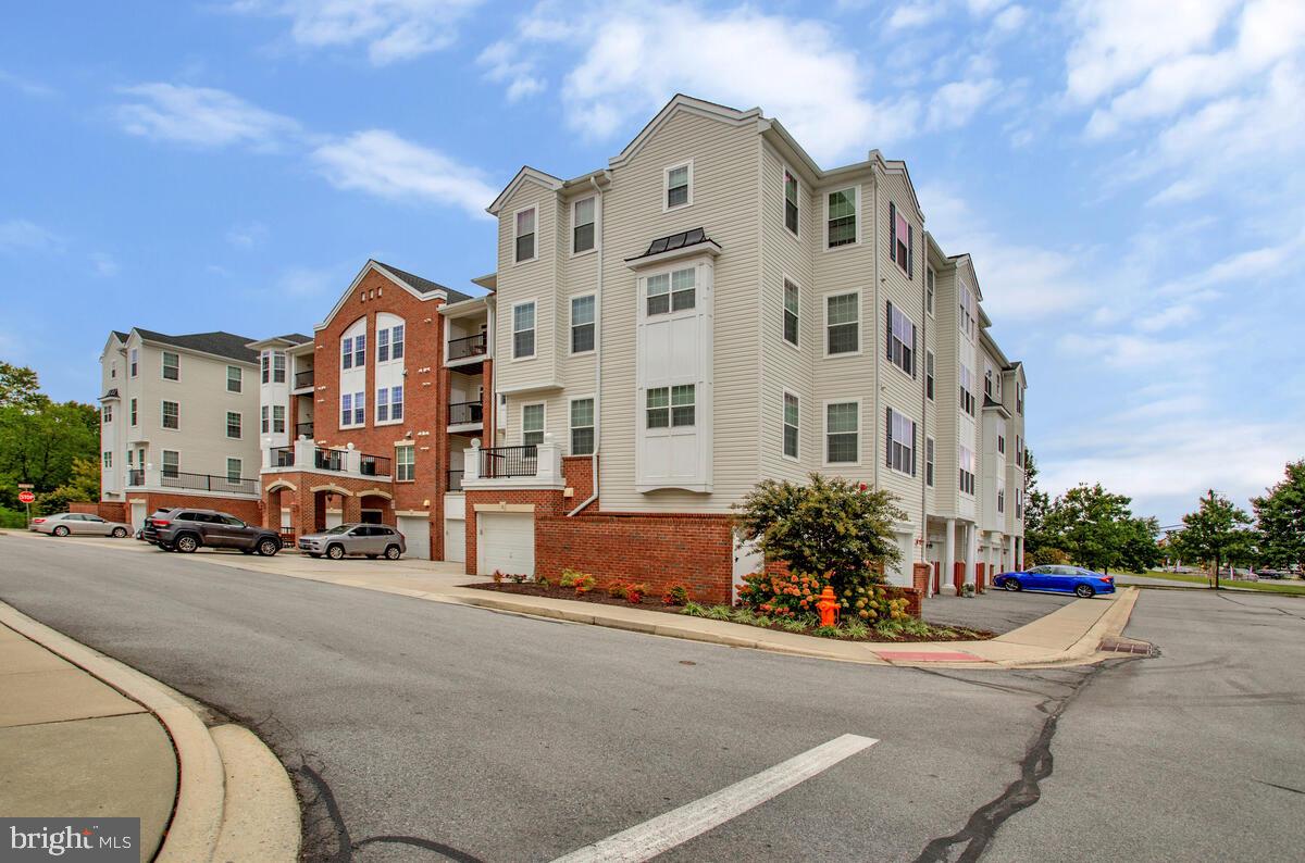 GATHERINGS AT JEFFERSON PLACE - Residential