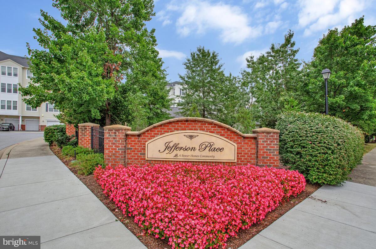 GATHERINGS AT JEFFERSON PLACE - Residential