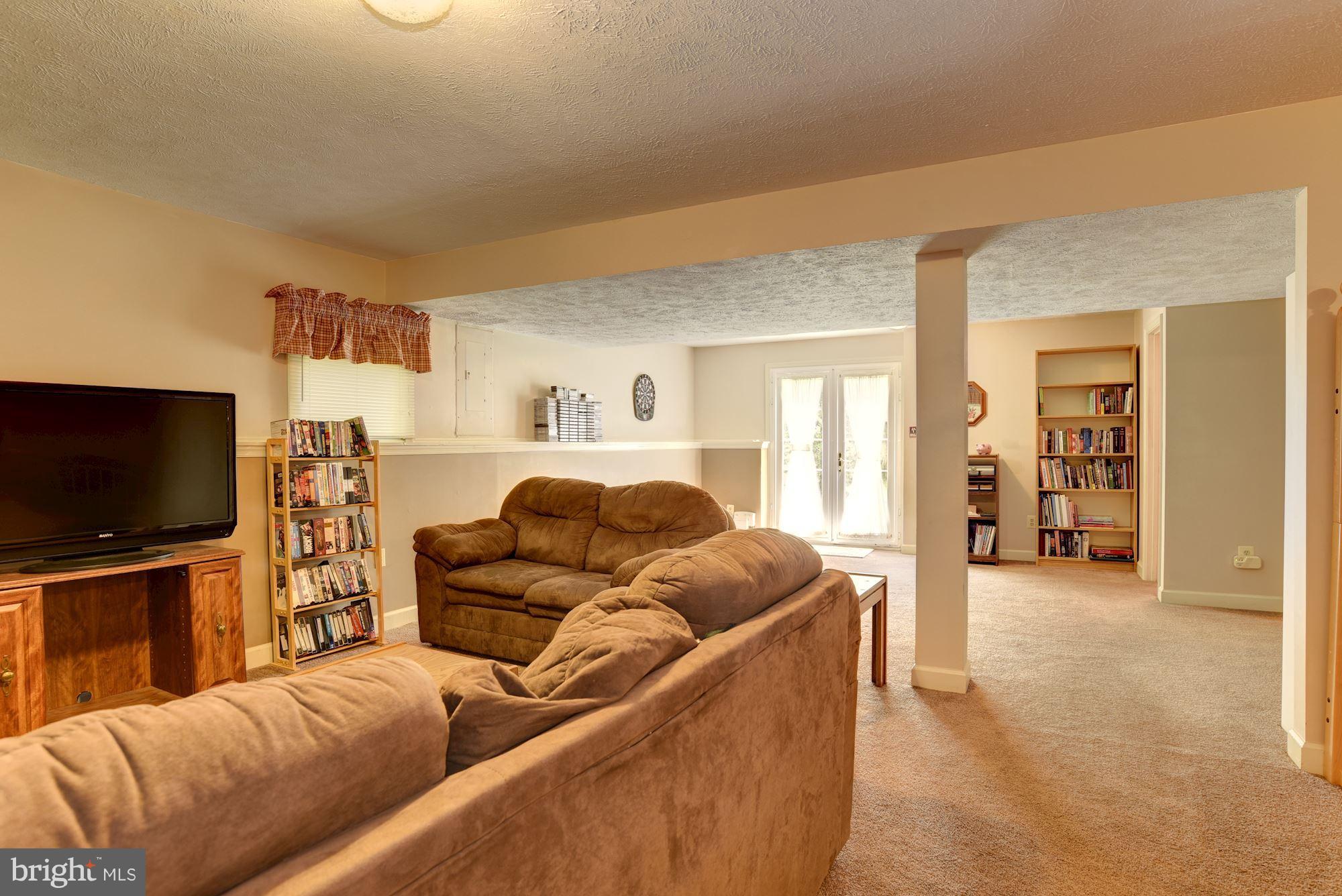 WESTPORT - Residential