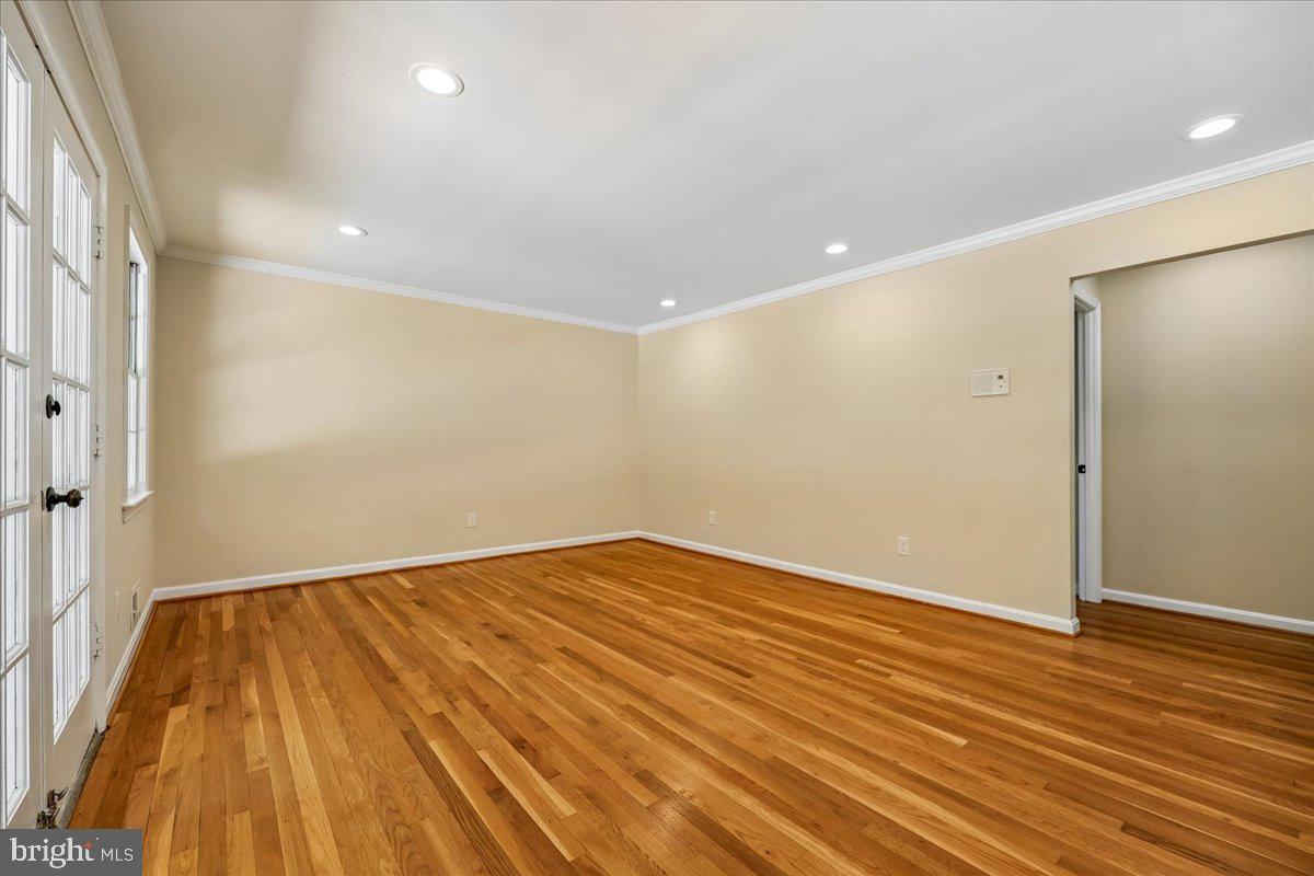 TILDEN WOODS - Residential