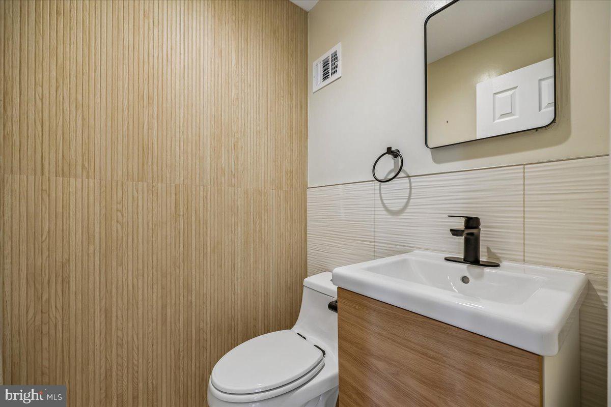 TILDEN WOODS - Residential