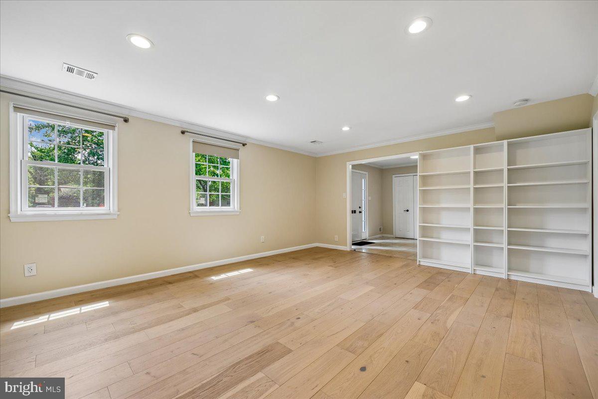 TILDEN WOODS - Residential