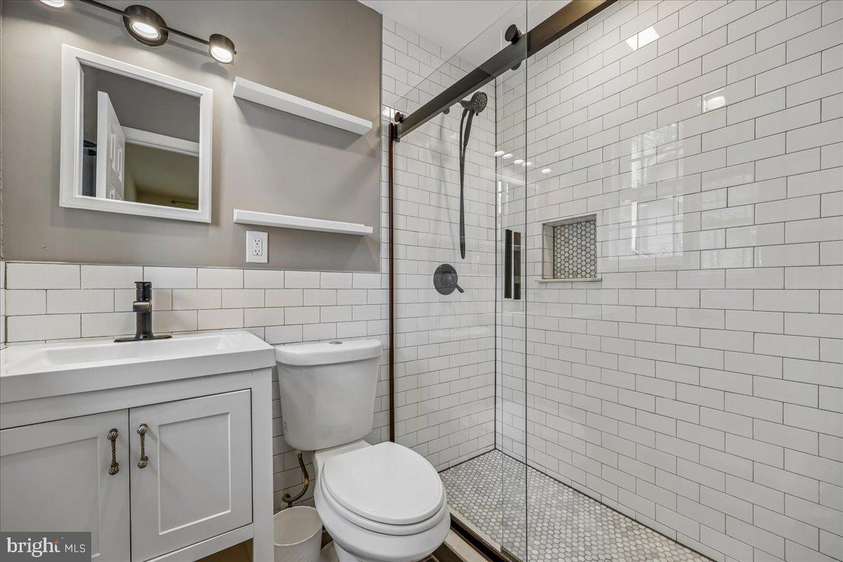 TILDEN WOODS - Residential