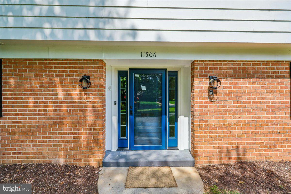 11506 STONEWOOD LANE