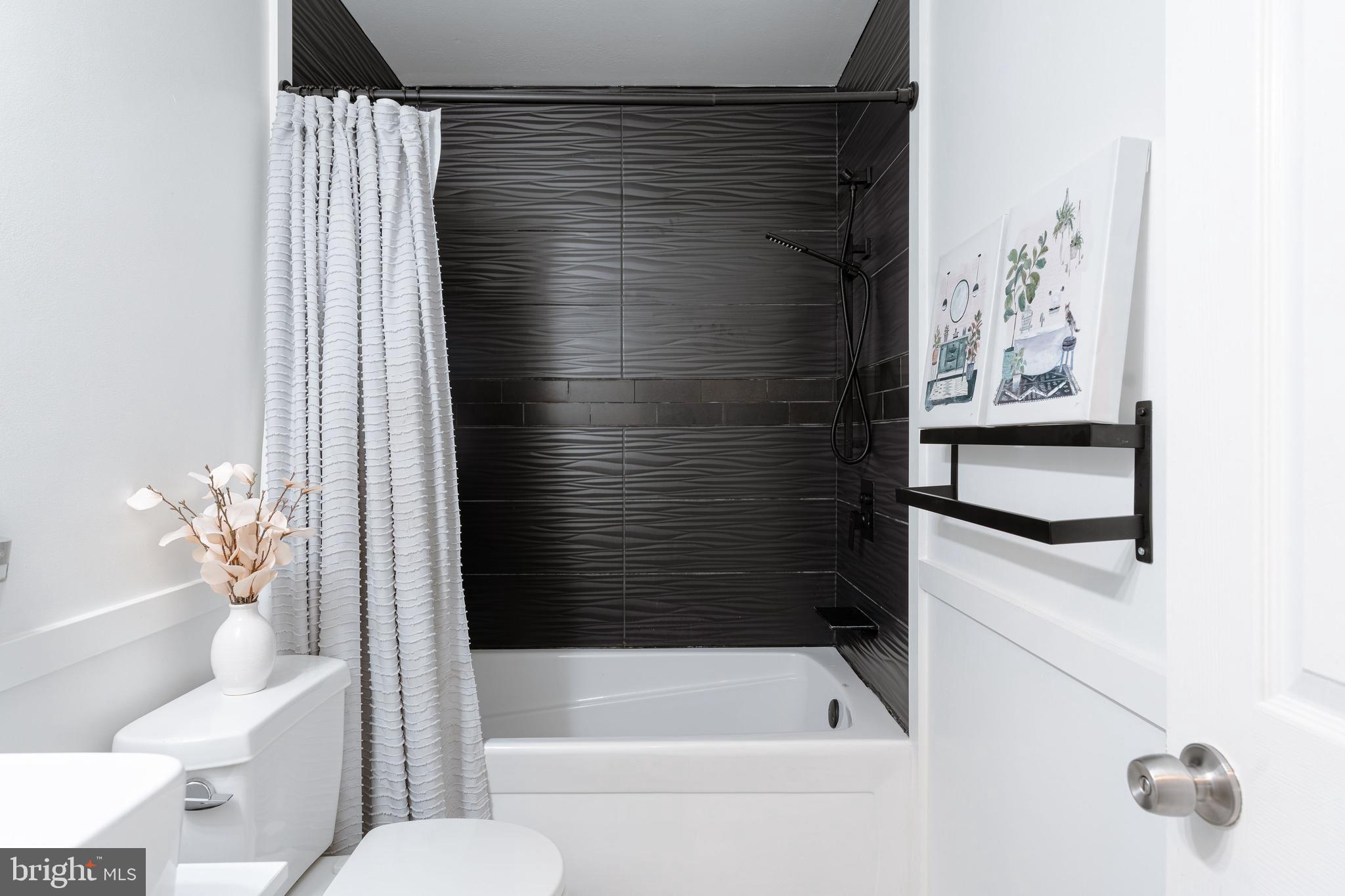 GLENN DALE HEIGHTS - Residential