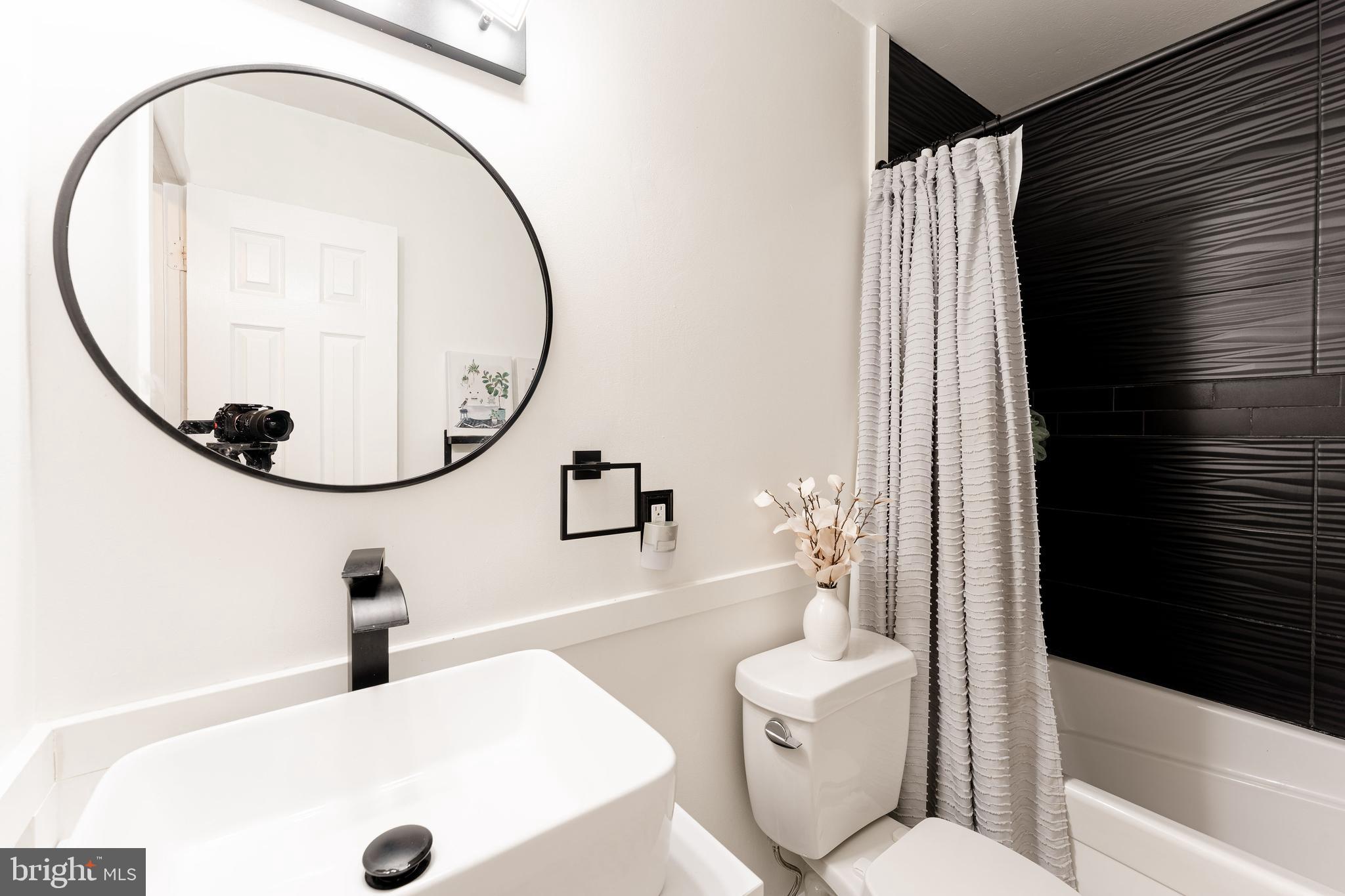 GLENN DALE HEIGHTS - Residential