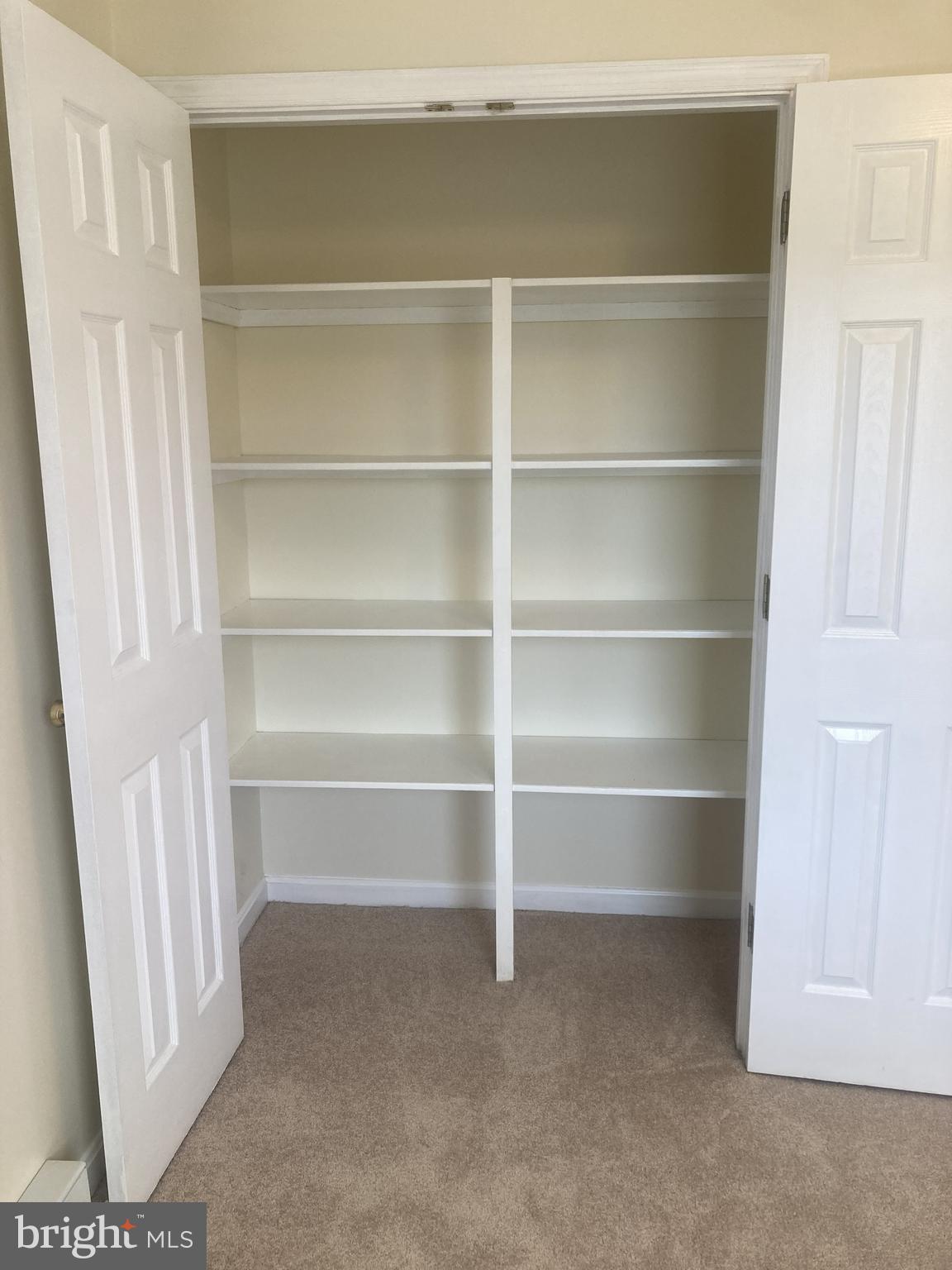 SUNDOWN MANOR - Residential