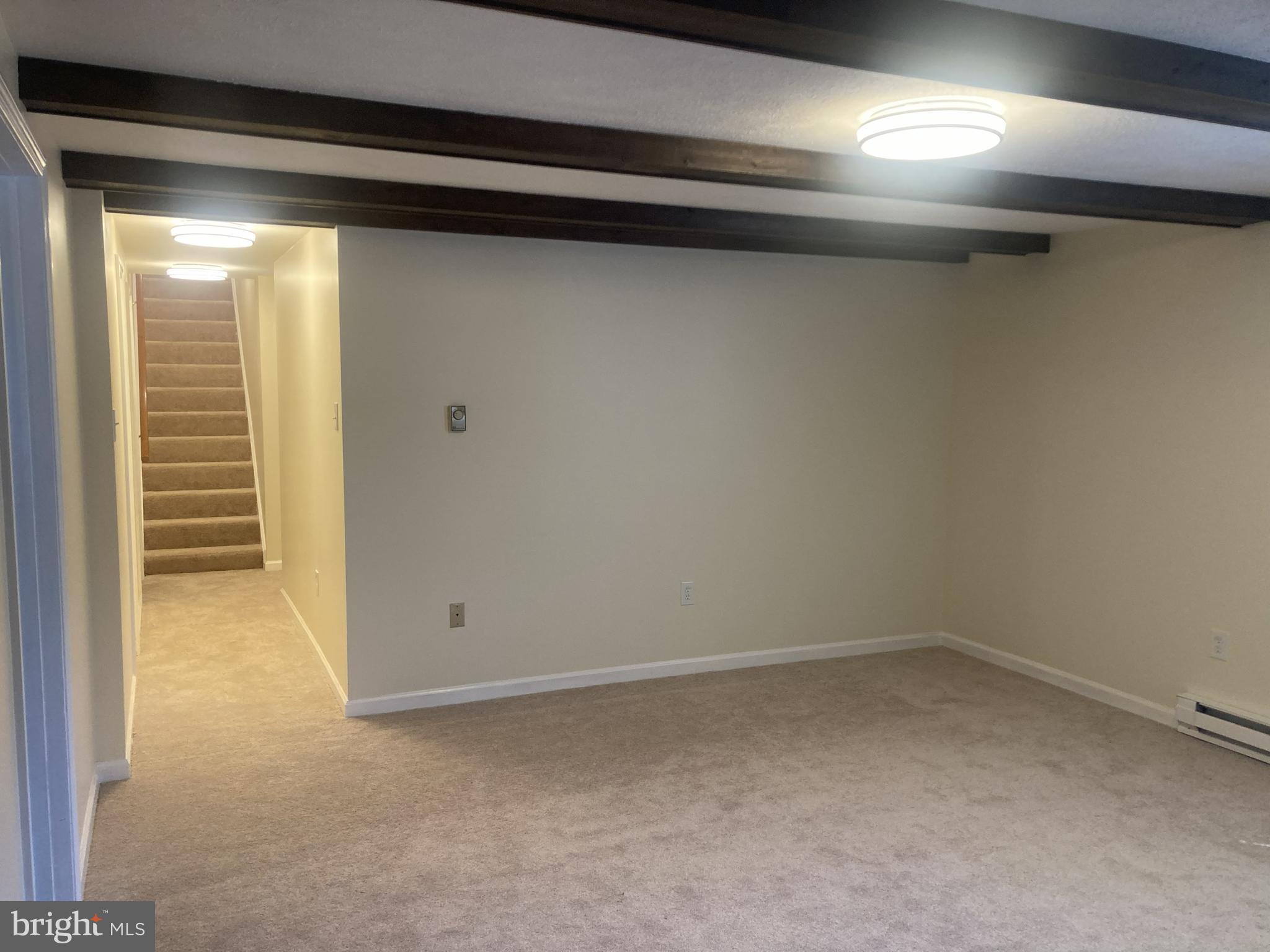 SUNDOWN MANOR - Residential