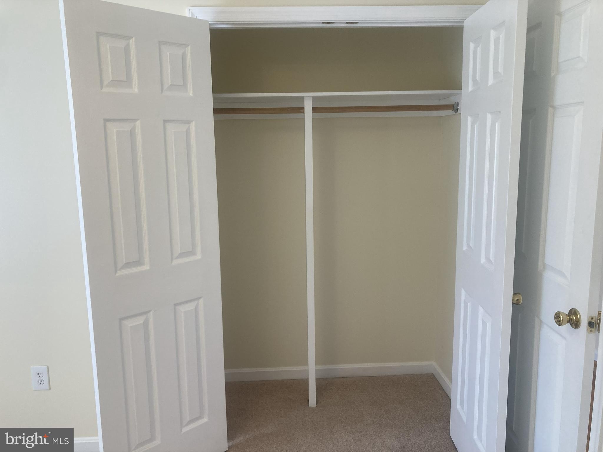 SUNDOWN MANOR - Residential